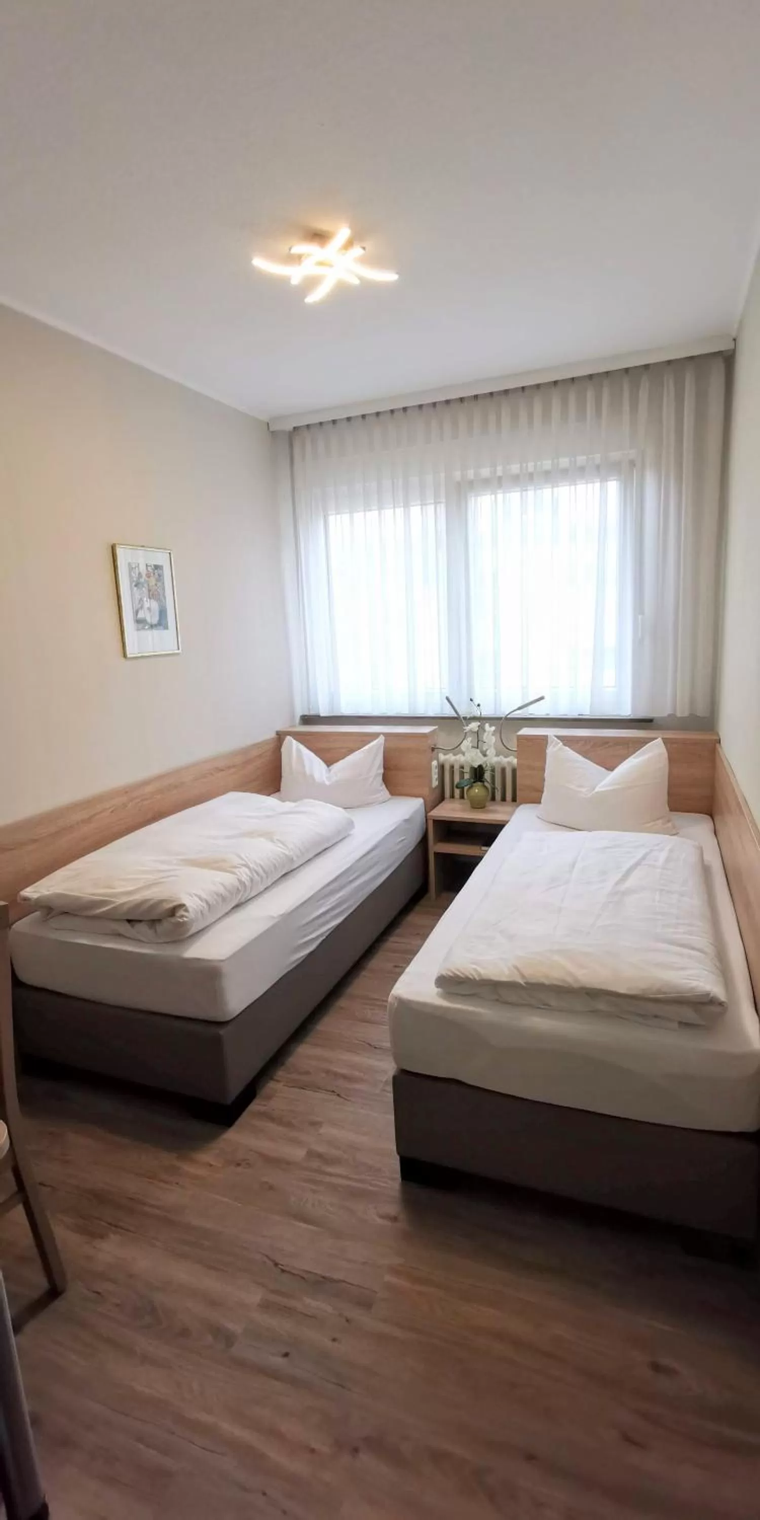 Photo of the whole room, Bed in Zum Winzermännle