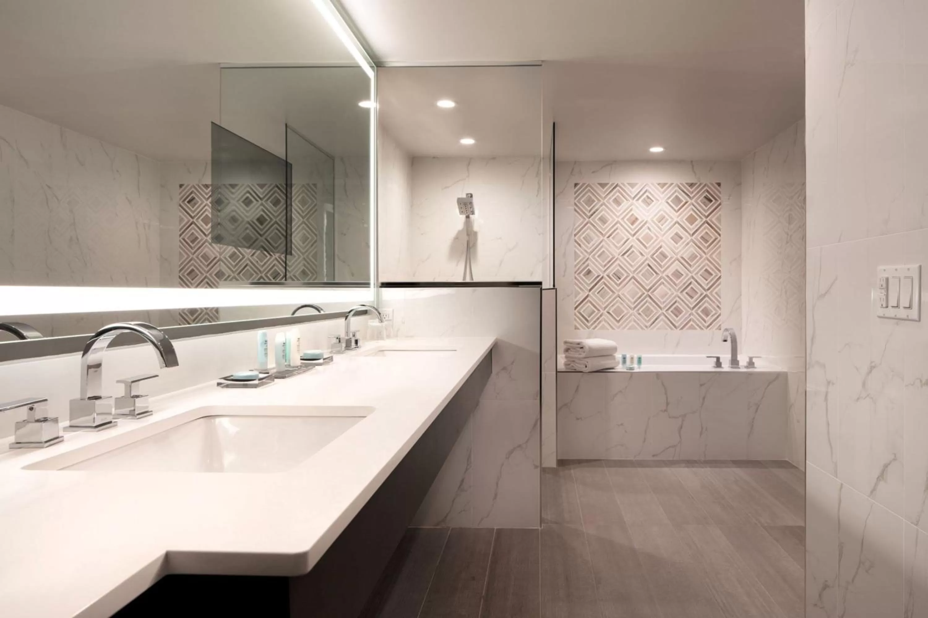 Bathroom in Seattle Airport Marriott