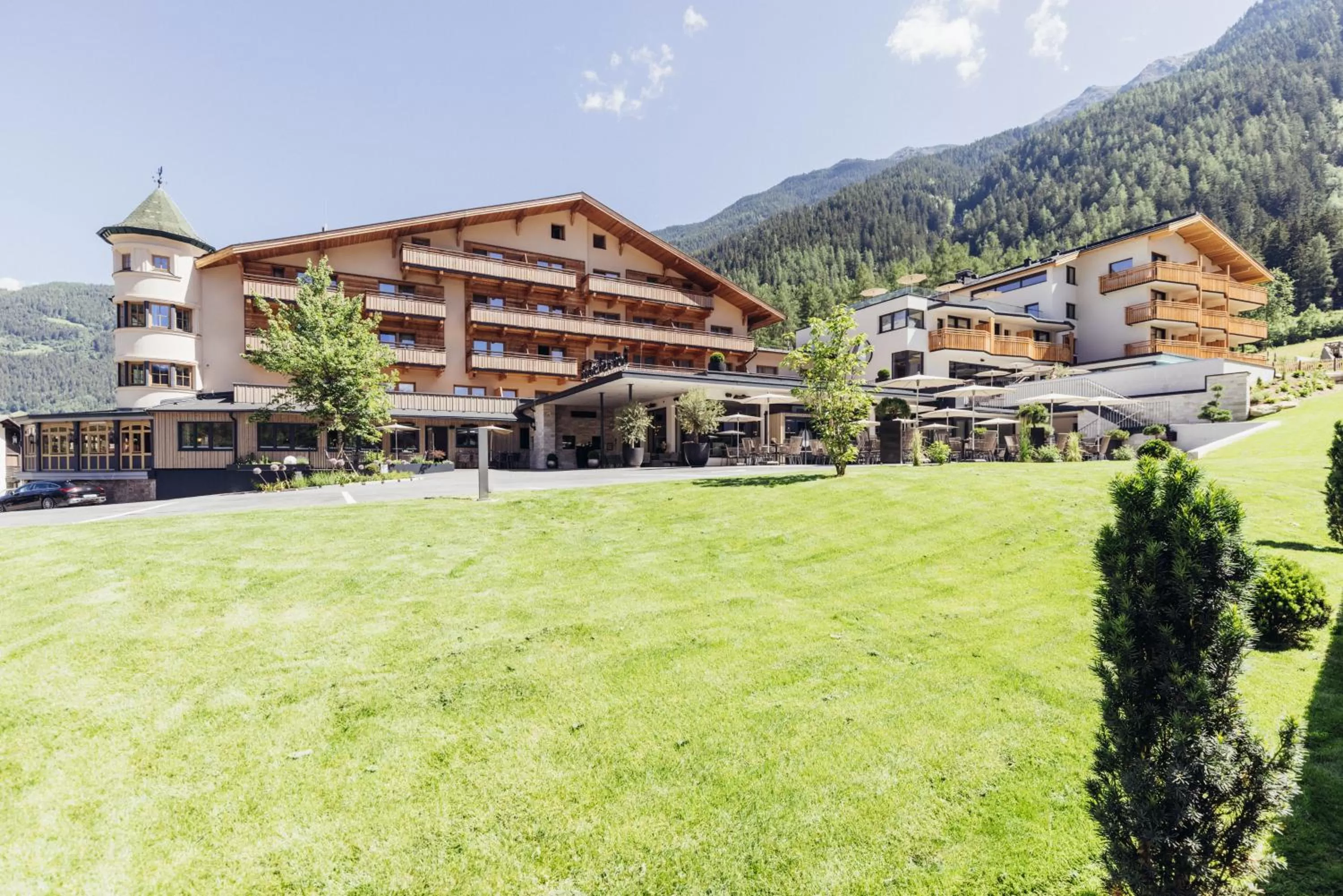 Facade/entrance in Hotel habicher hof 4-Sterne-Superior