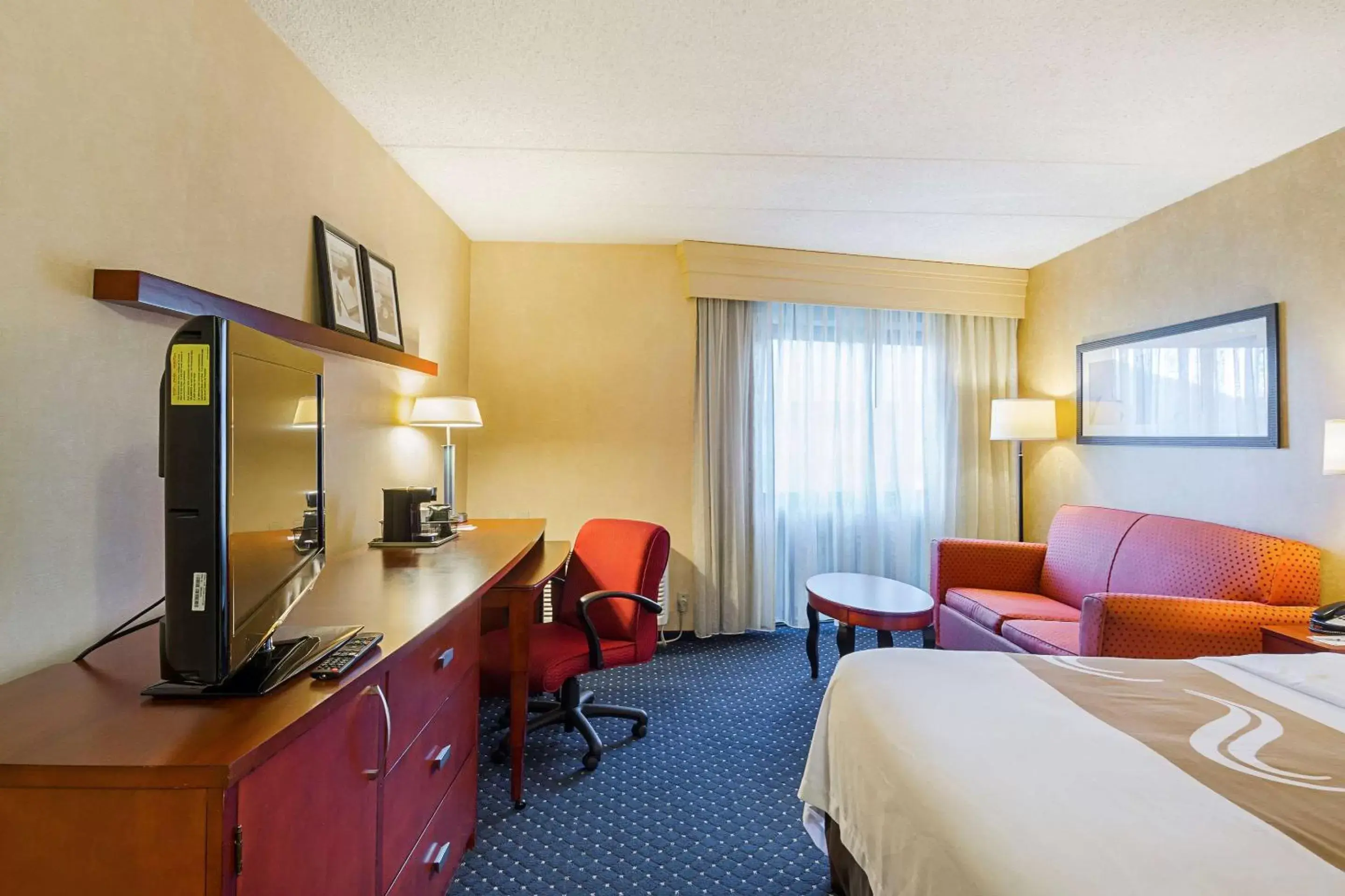 King Room - Non-Smoking in Quality Inn Boston-Revere King Room - Non-Smoking in Quality Inn Boston-Revere