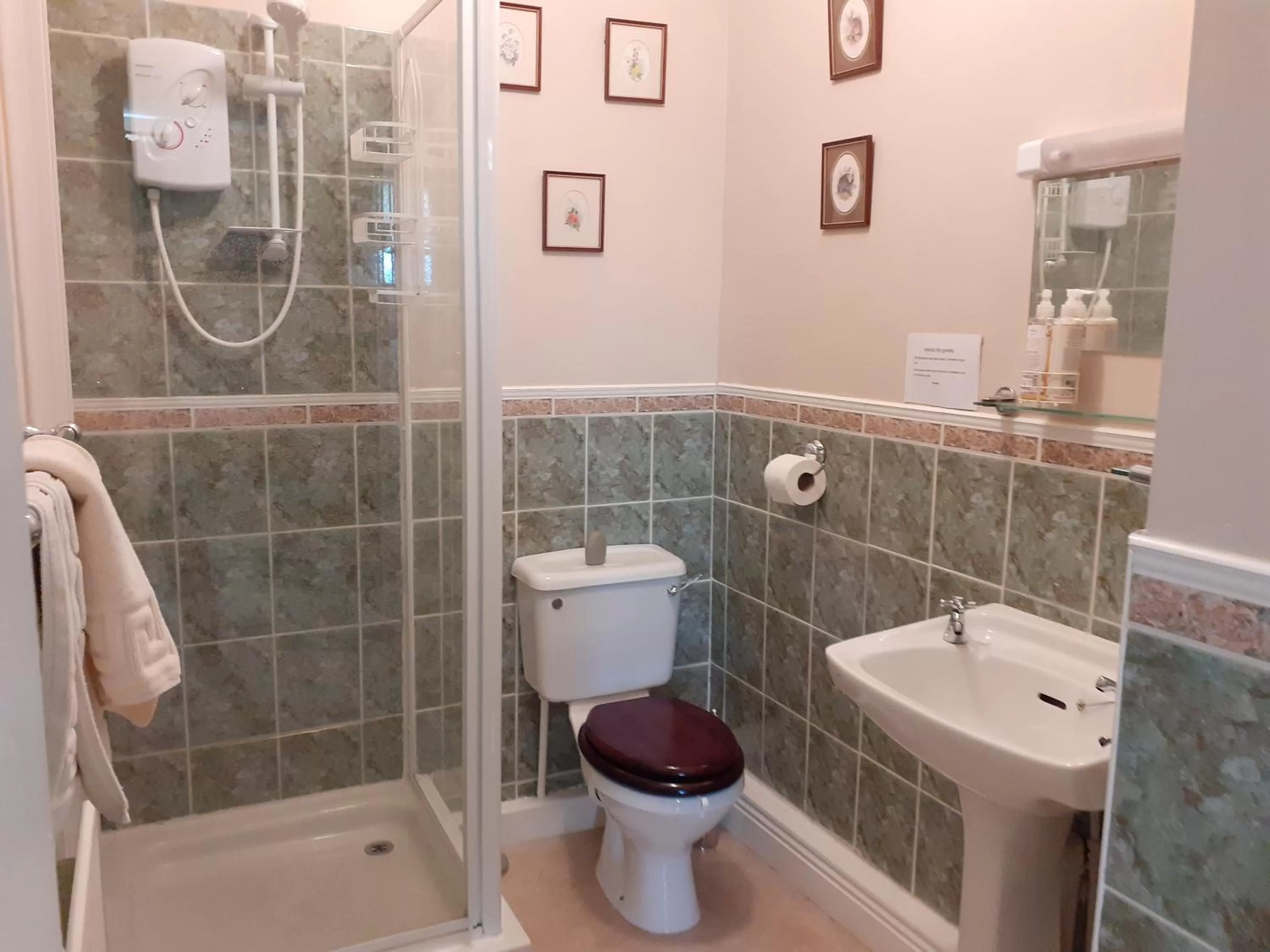 Bedroom in Lily Hill Farm