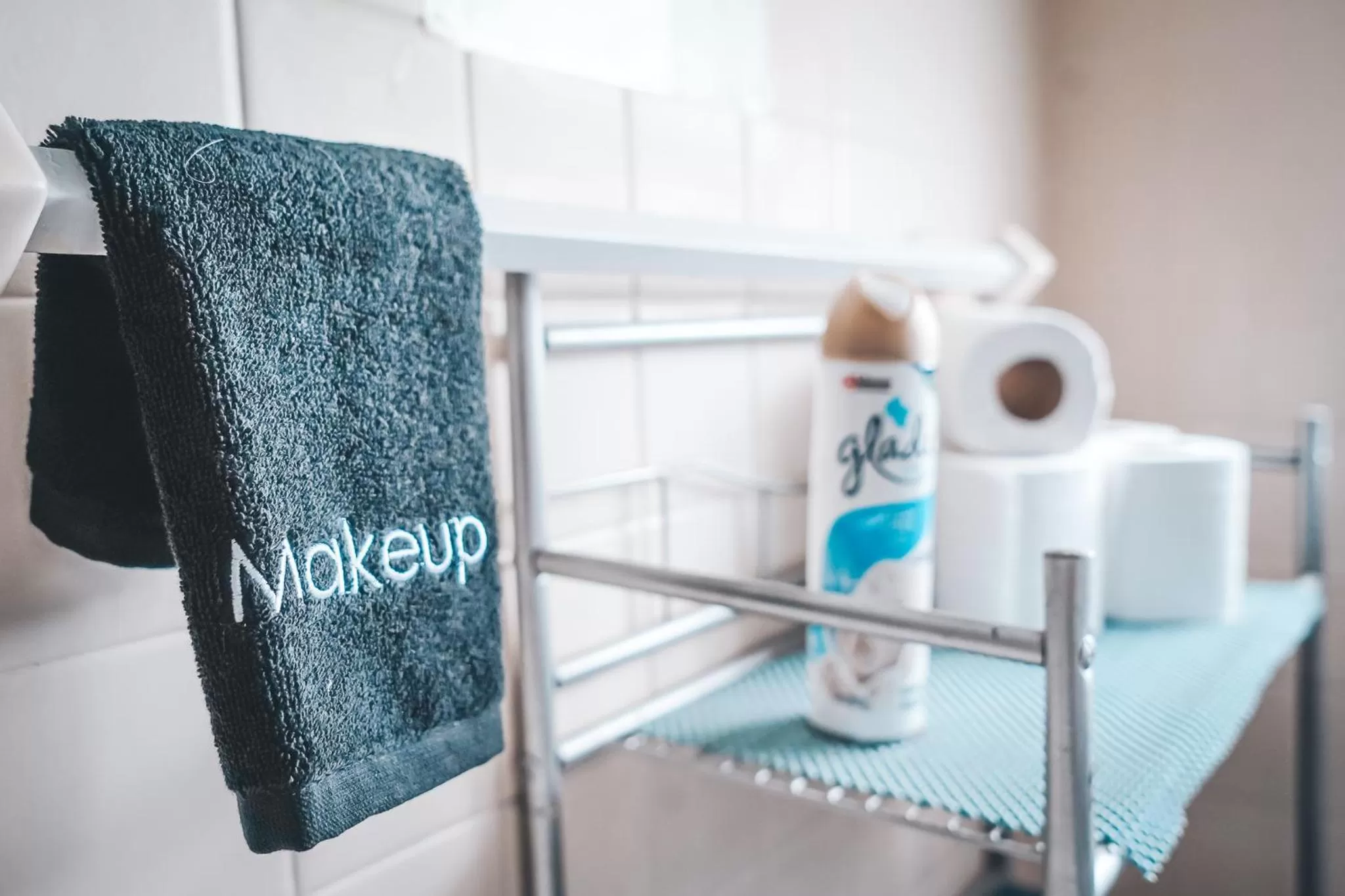 Bathroom in Hollywood Light Haven Lodge