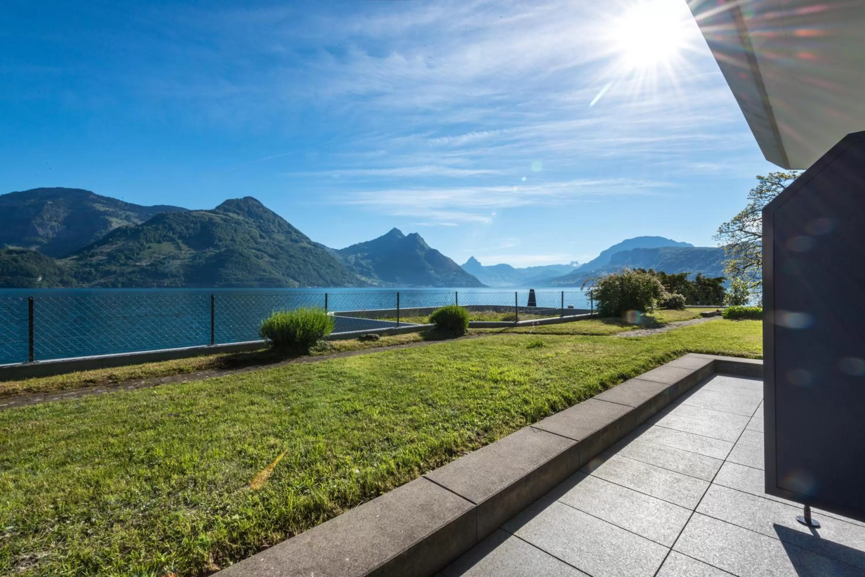 Garden in Hotel Nidwaldnerhof direkt am See