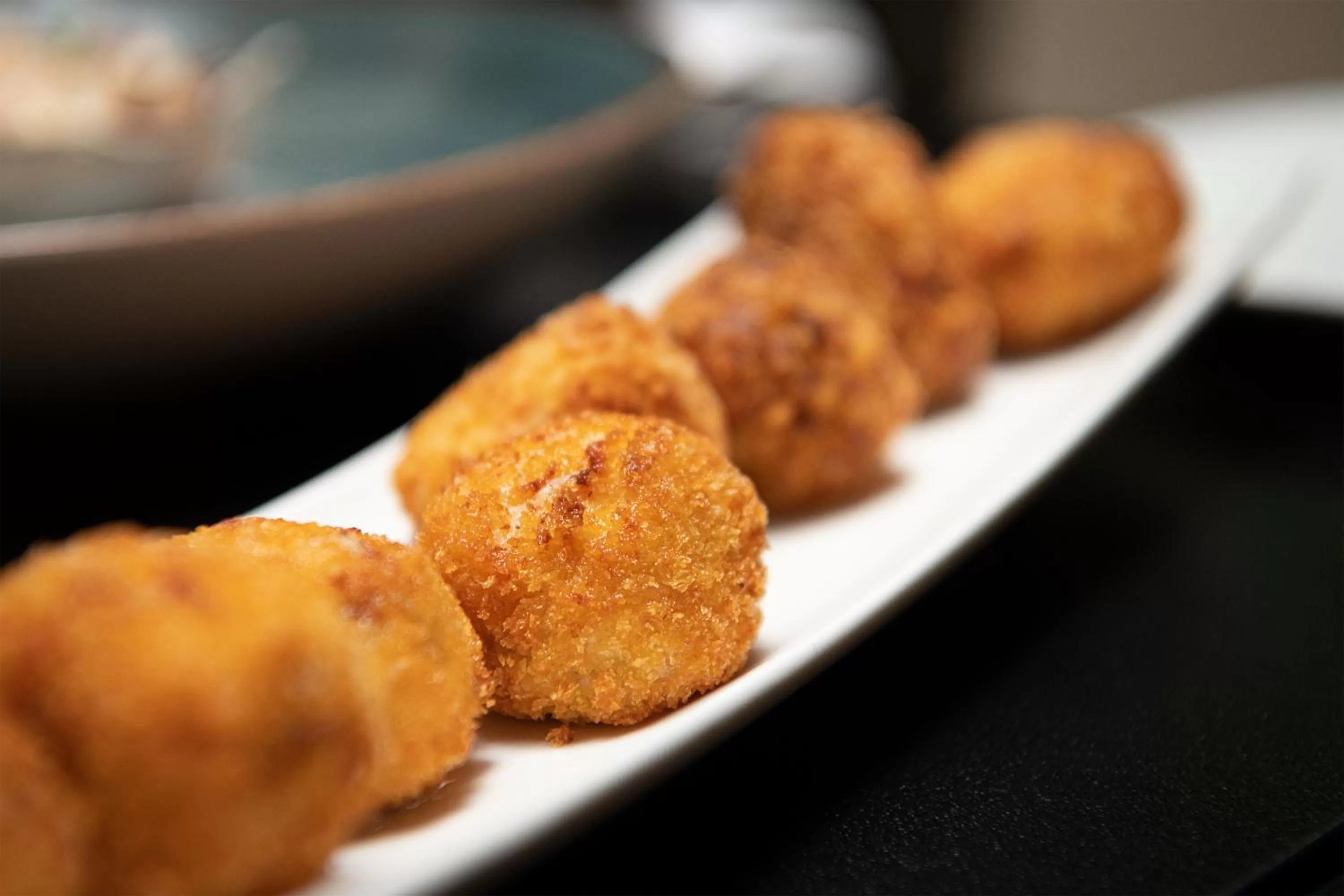 Restaurant/places to eat in Hotel Plaza