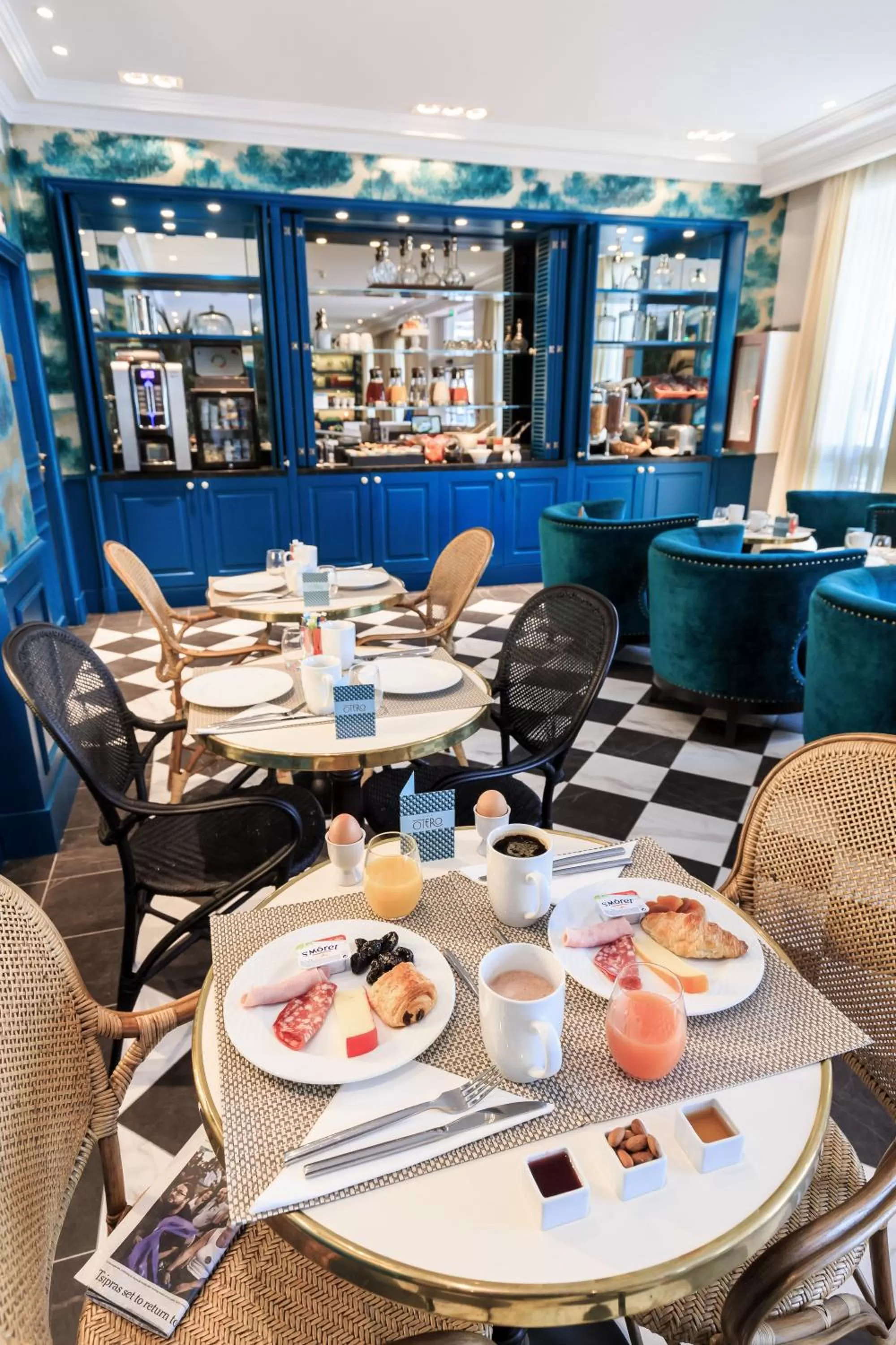 Buffet breakfast in Villa Otero by Happyculture