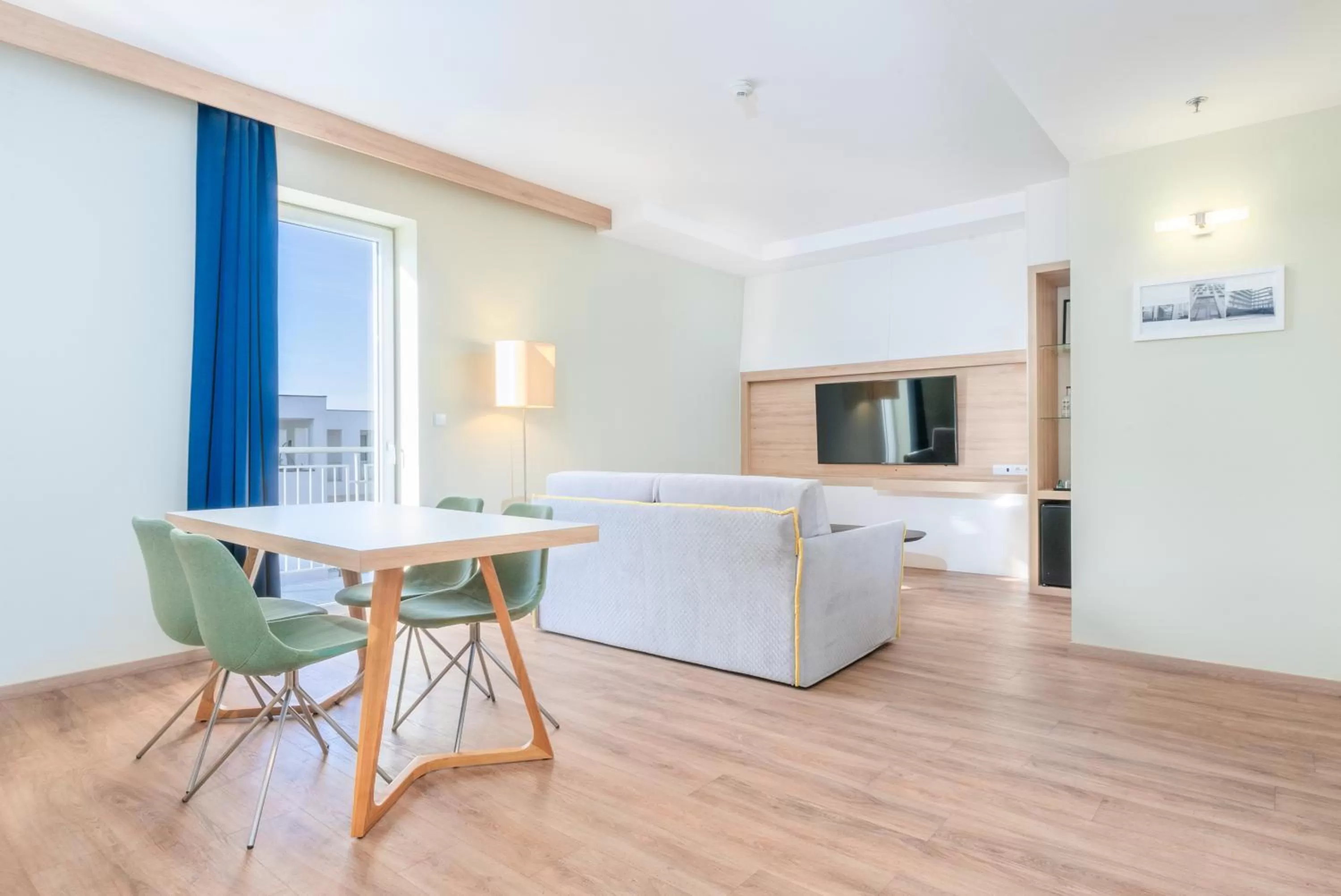 Other in Akeah Verdi Budapest