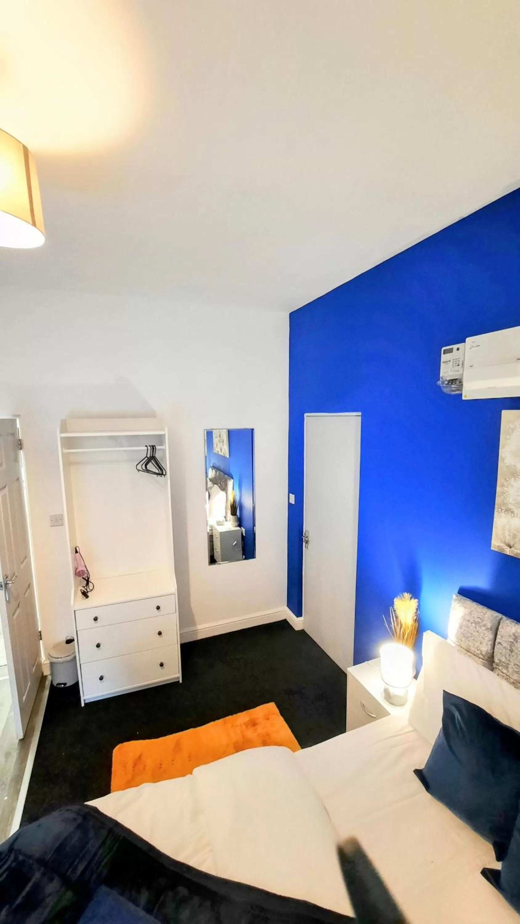 Bed in Burford Road - Stay. Sleep. Rest.