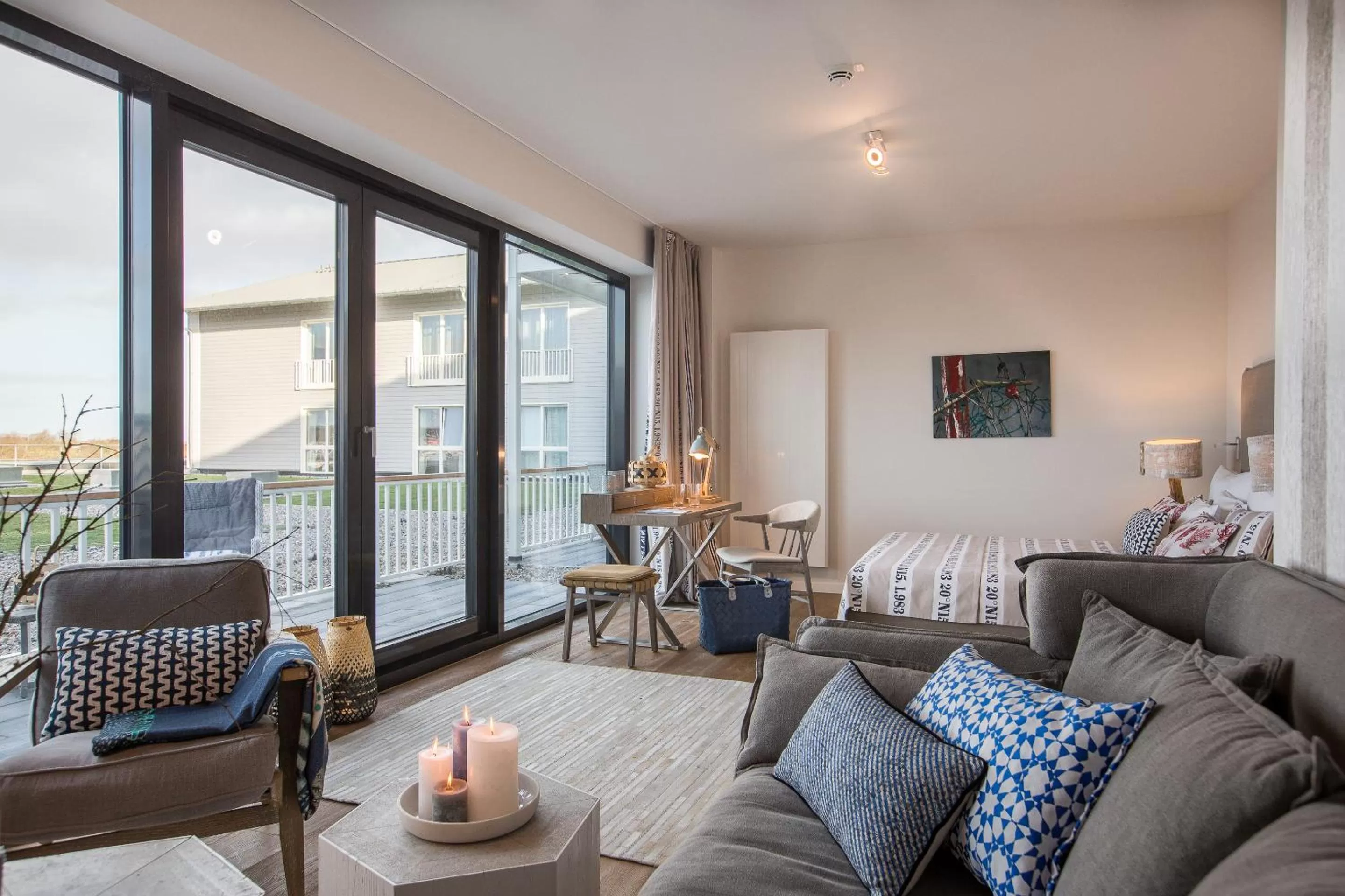 Bed, Seating Area in Easy Living