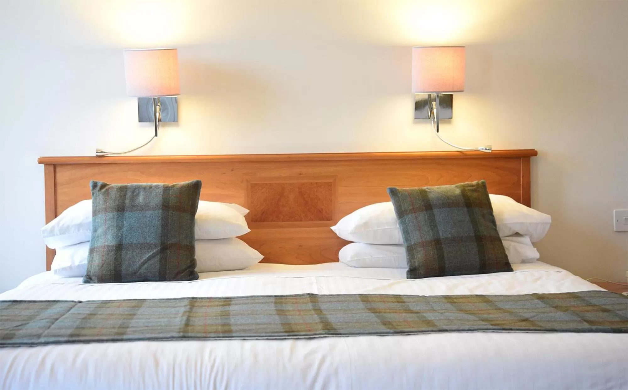 Bed in The Royal Hotel