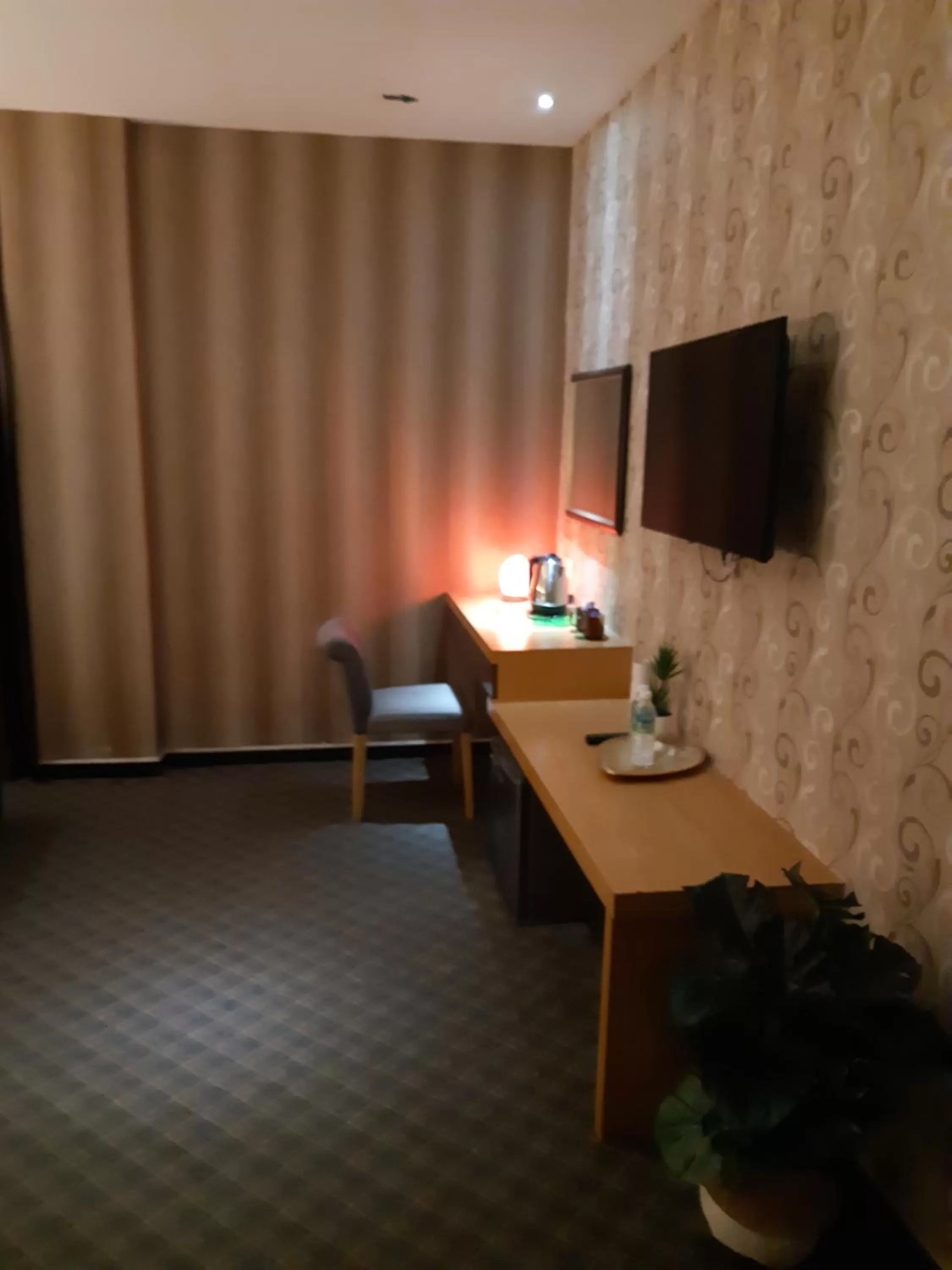 Grandeur Hotel And Spa