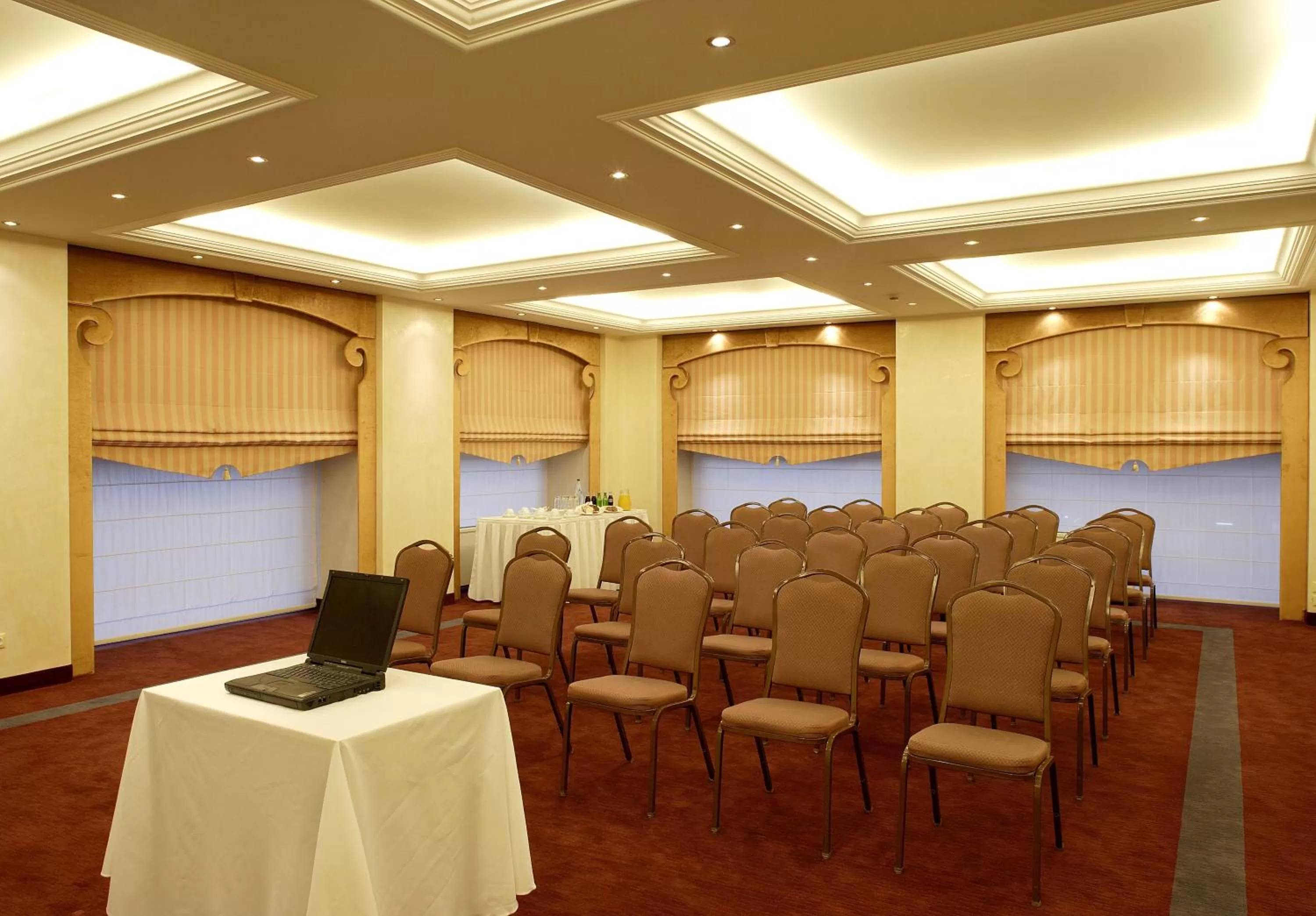 Business facilities in Piraeus Theoxenia Hotel