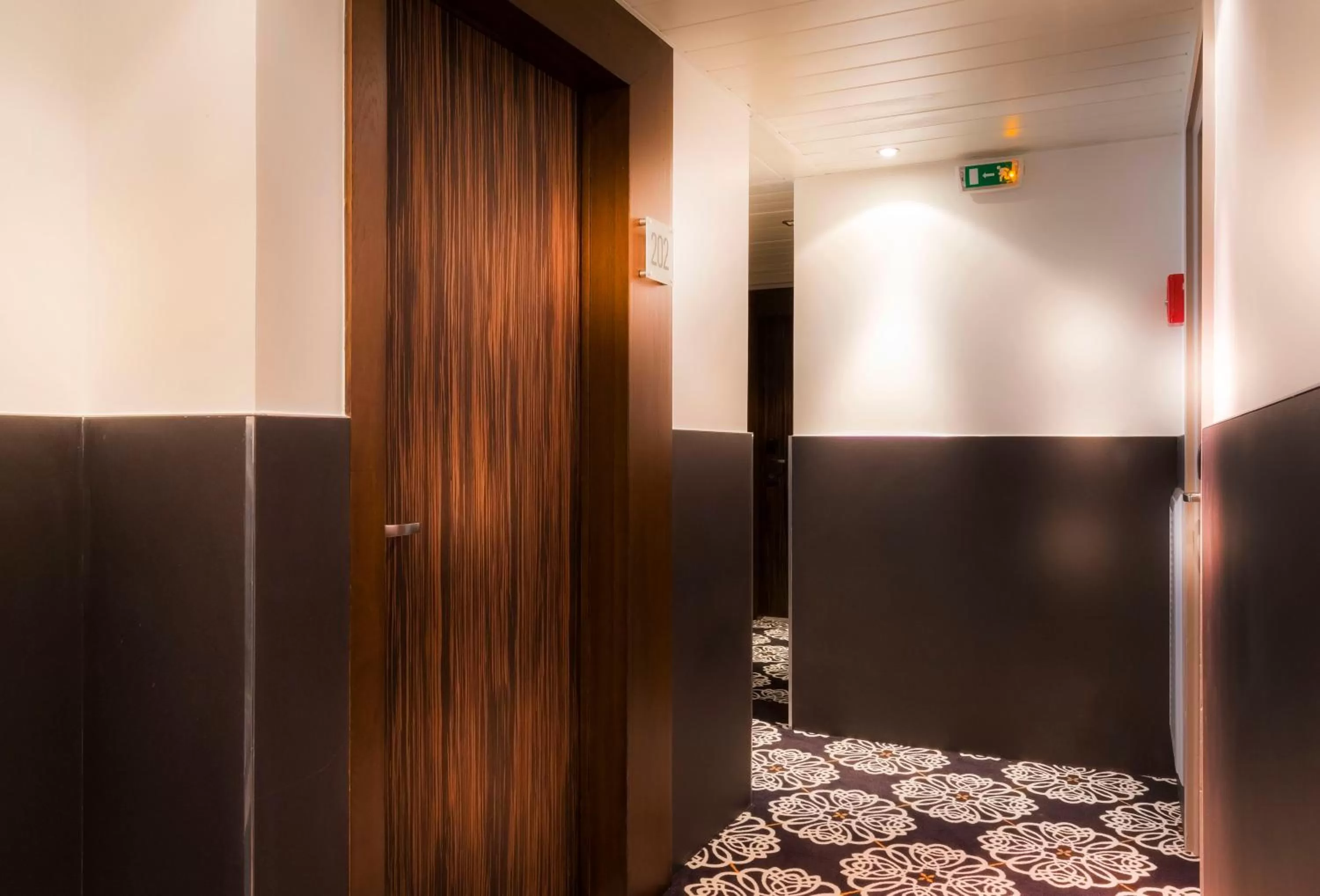 Decorative detail in Hotel Acanthe - Boulogne Billancourt