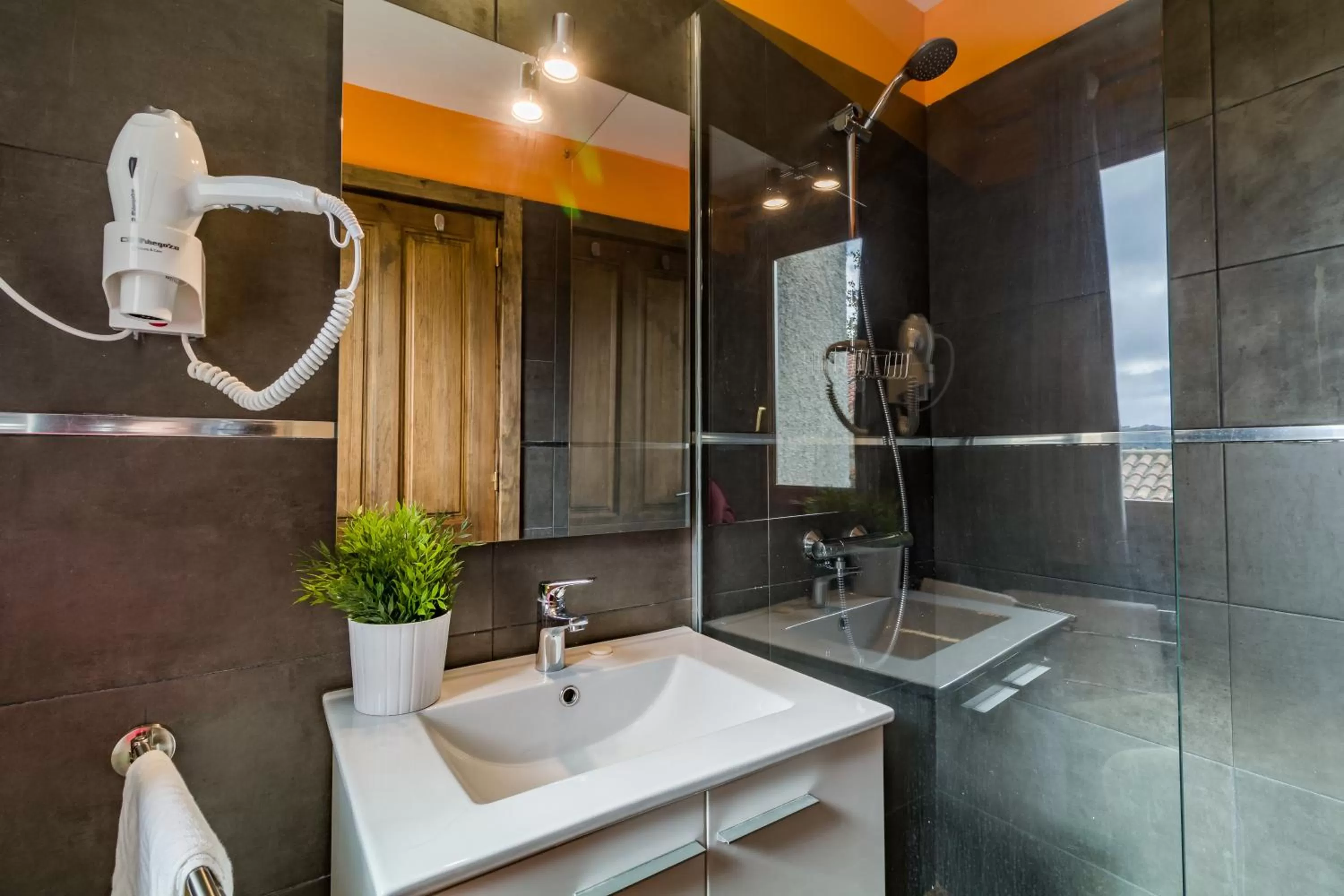 Bathroom in La Arbolada