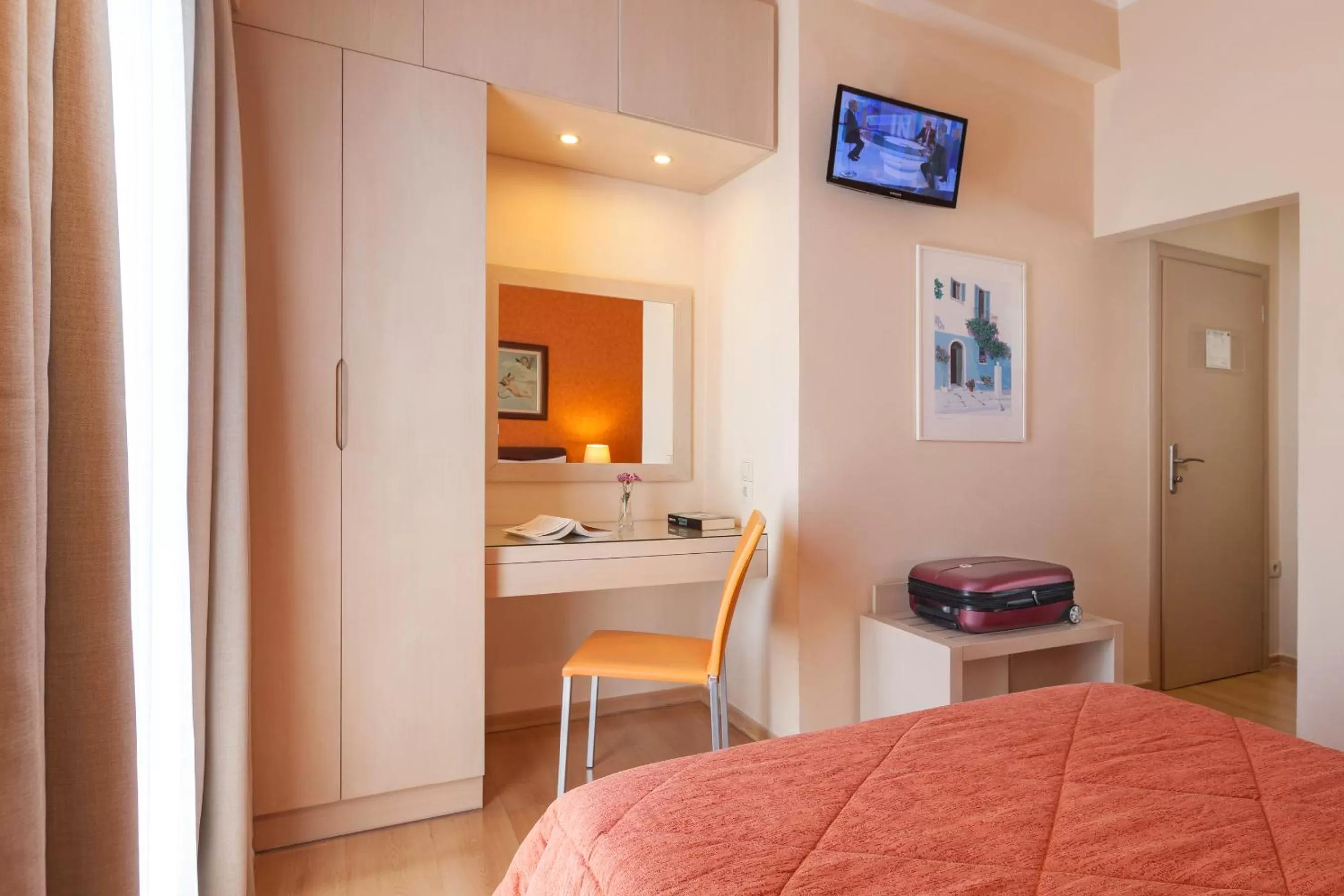 Bedroom, Bed in Lilia Hotel