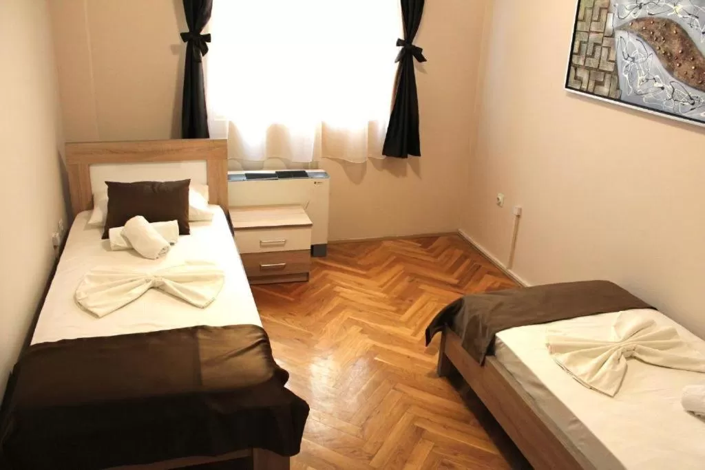 Bed in Hotel Crnogorska Kuća