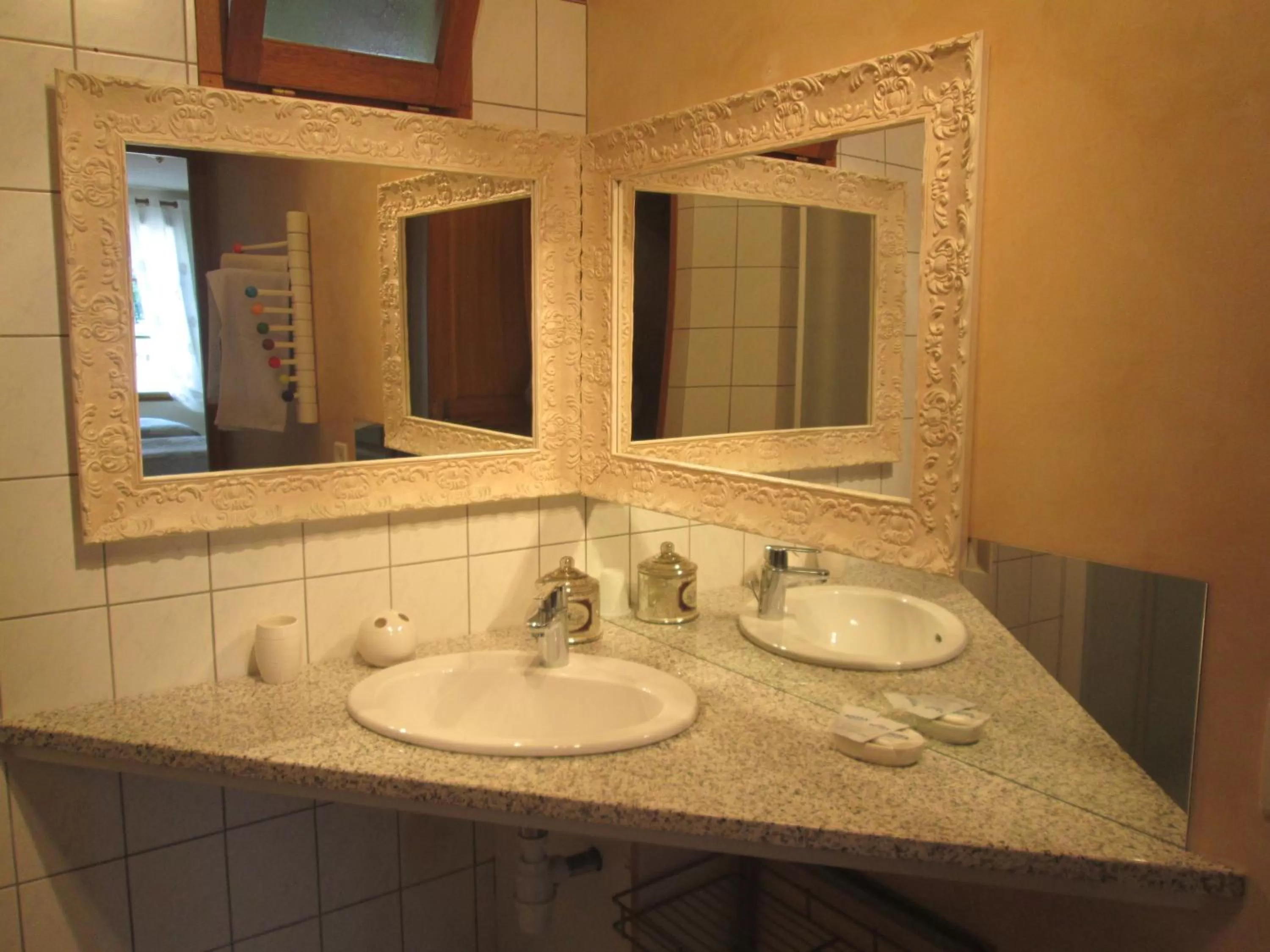 Decorative detail in Le Champ du Pré