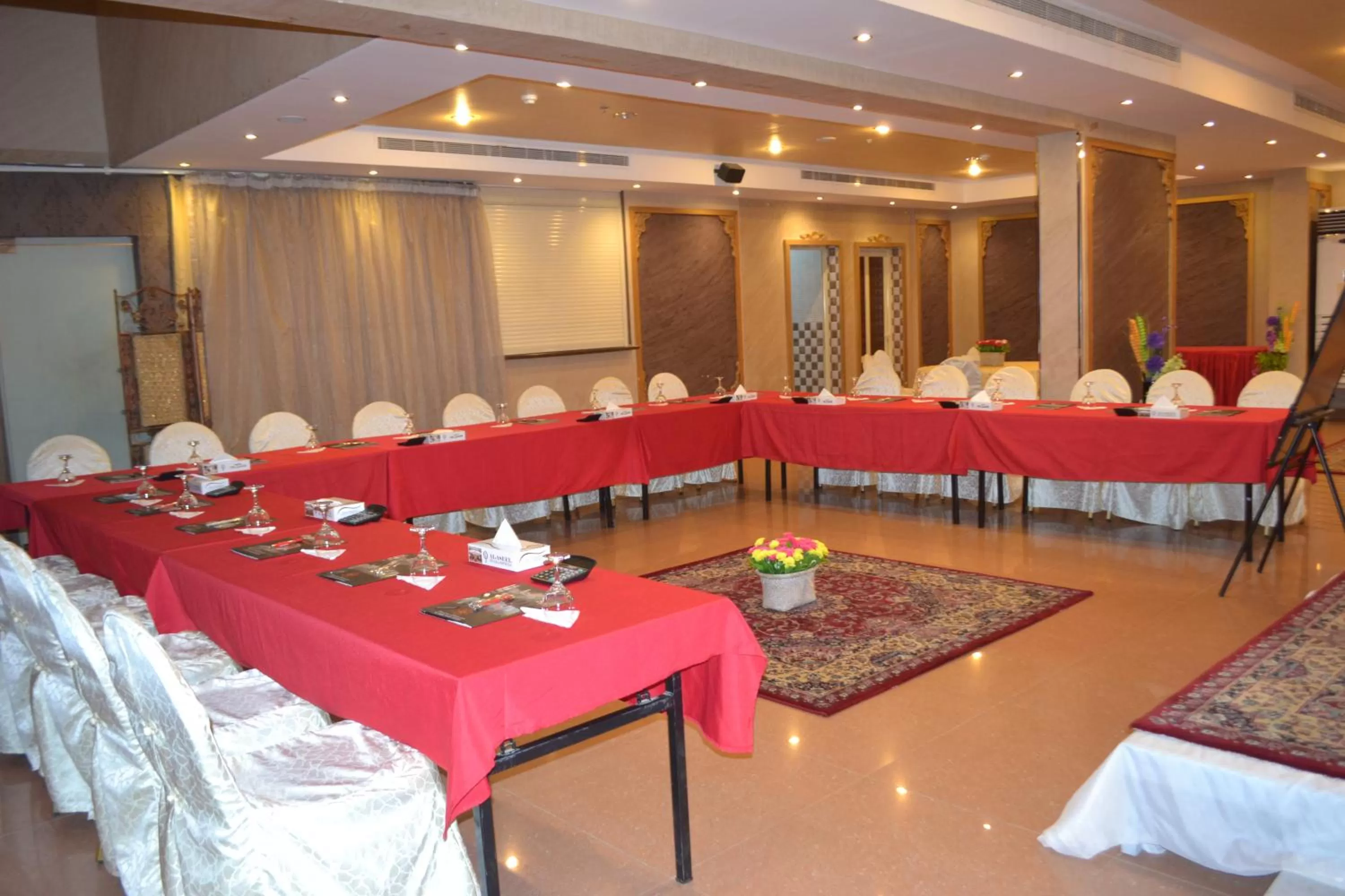 Banquet/Function facilities, Banquet Facilities in DIWAN ALASEEL ALRAQI