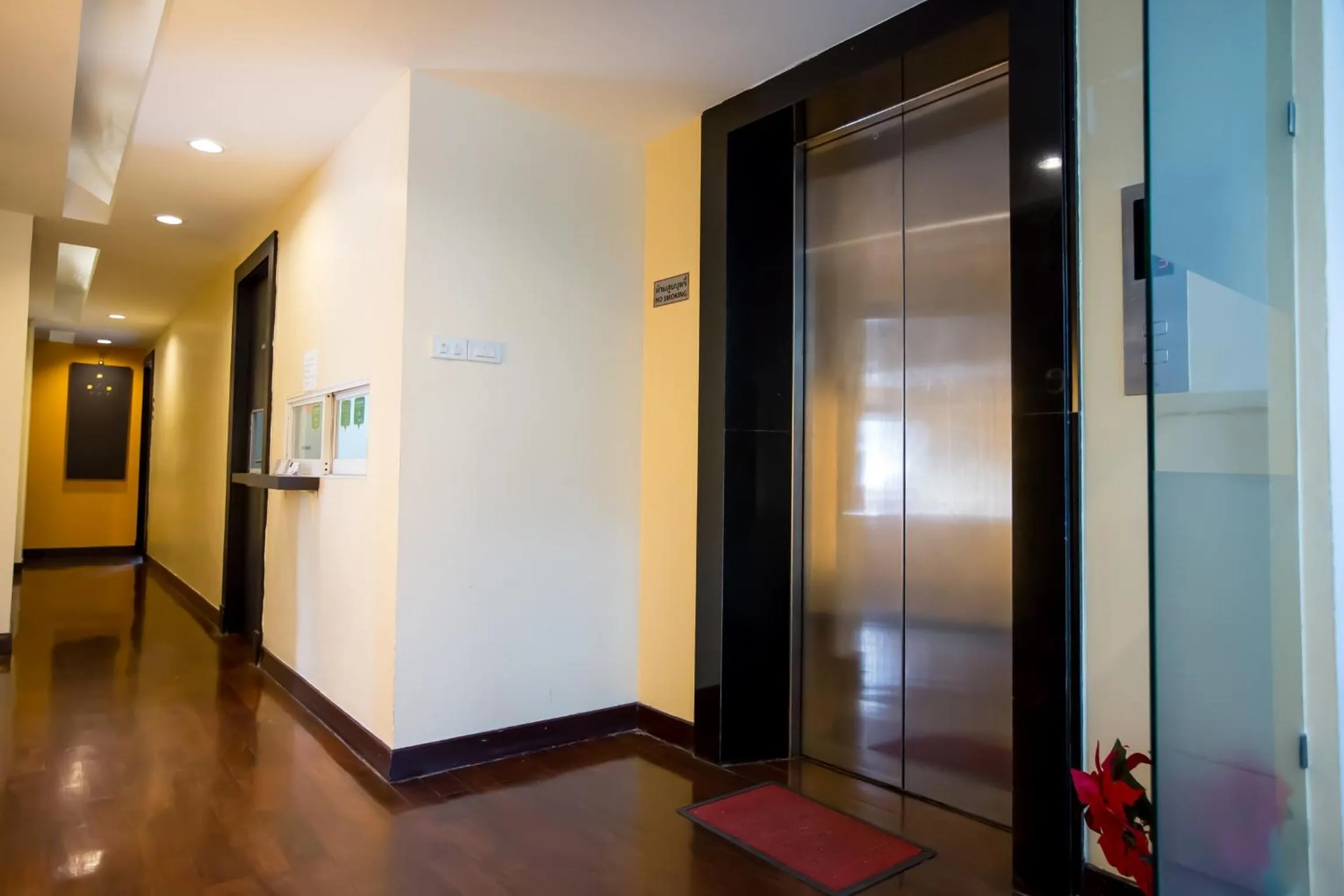 Snooze Hotel Thonglor Bangkok