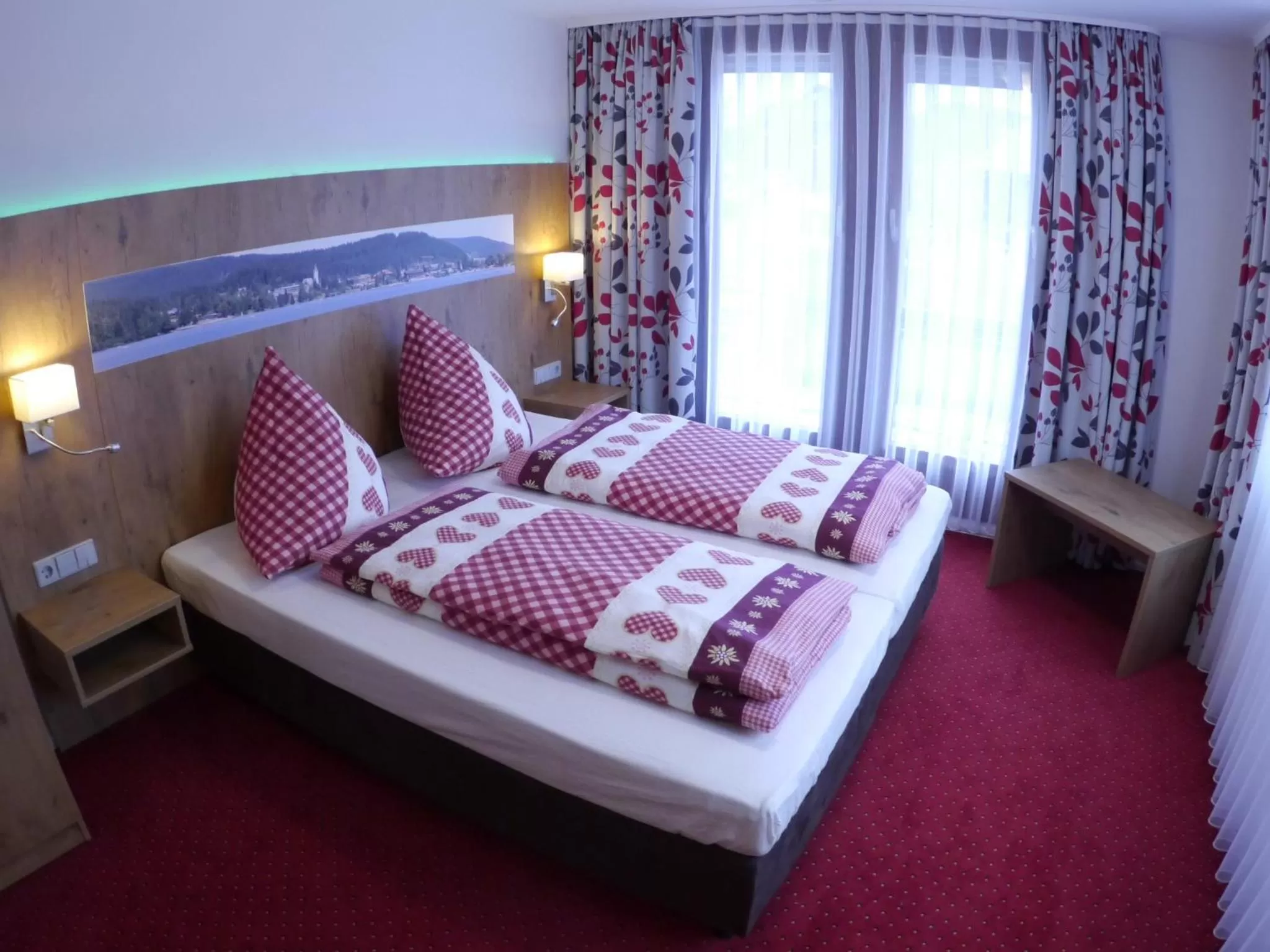 Decorative detail, Bed in Gästehaus Café Heck Titisee