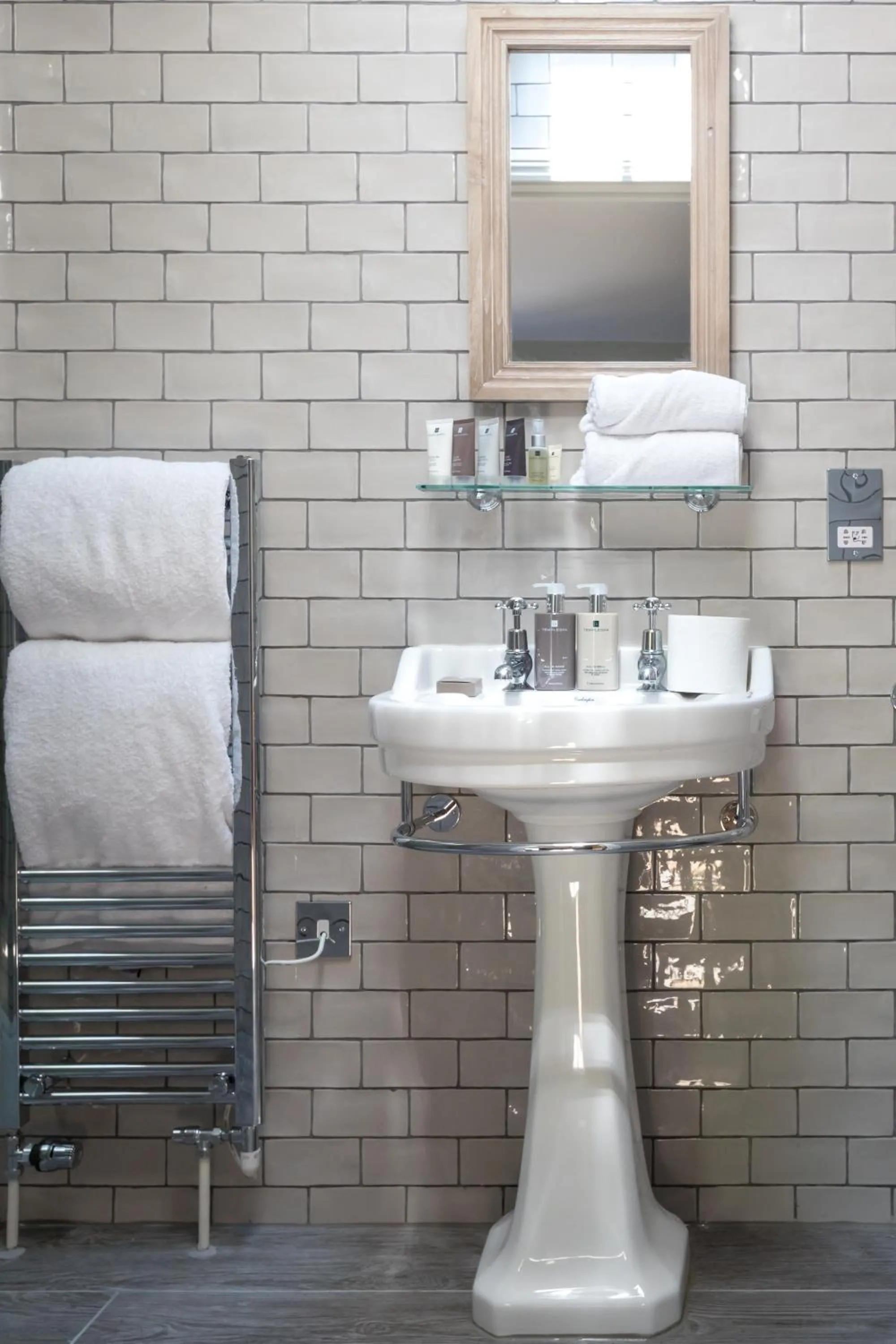 Bathroom in The Lion Bicester