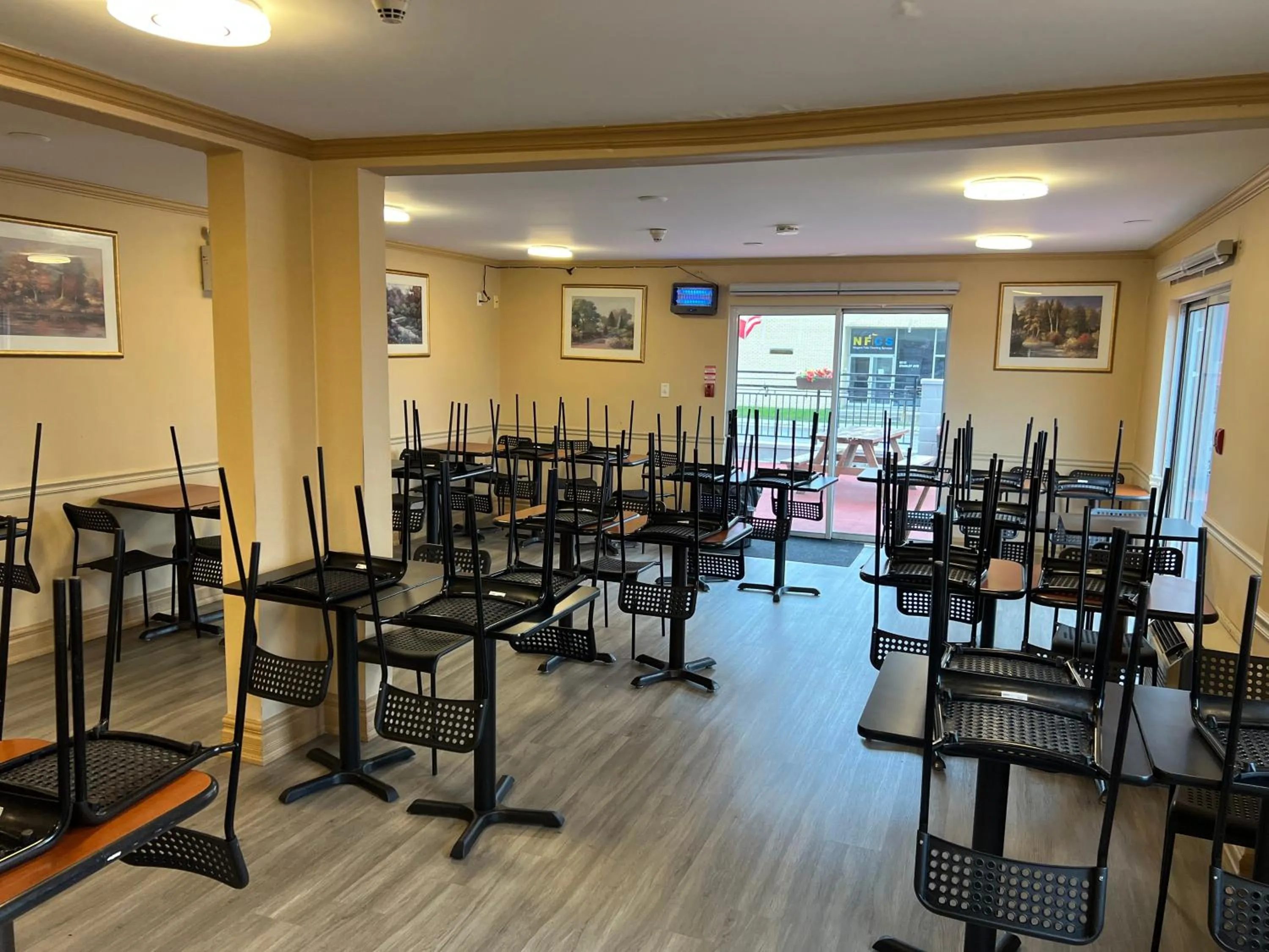 Seating area in The Glengate Hotel & Suites