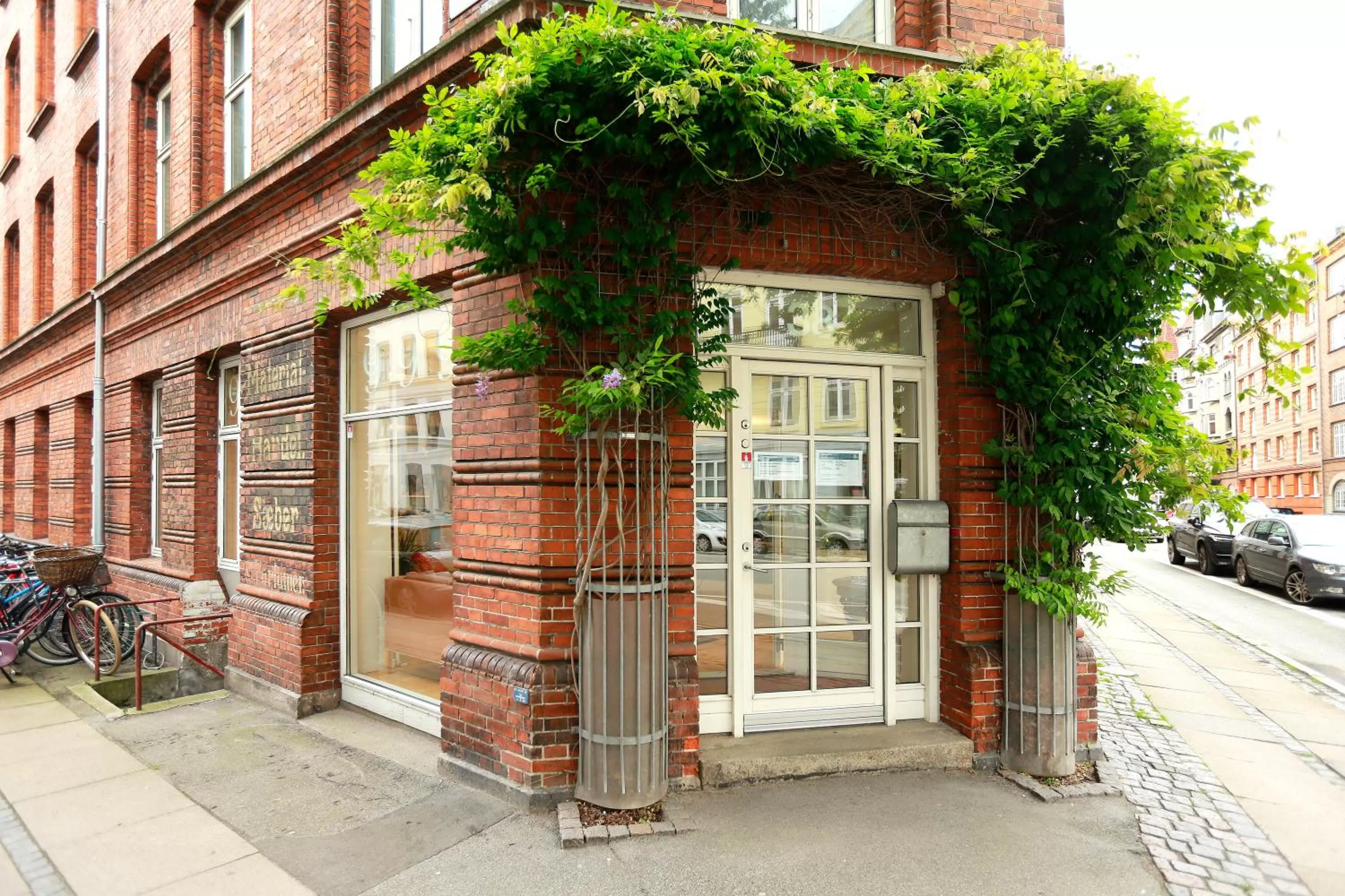 Summer in Hotel 9 små hjem