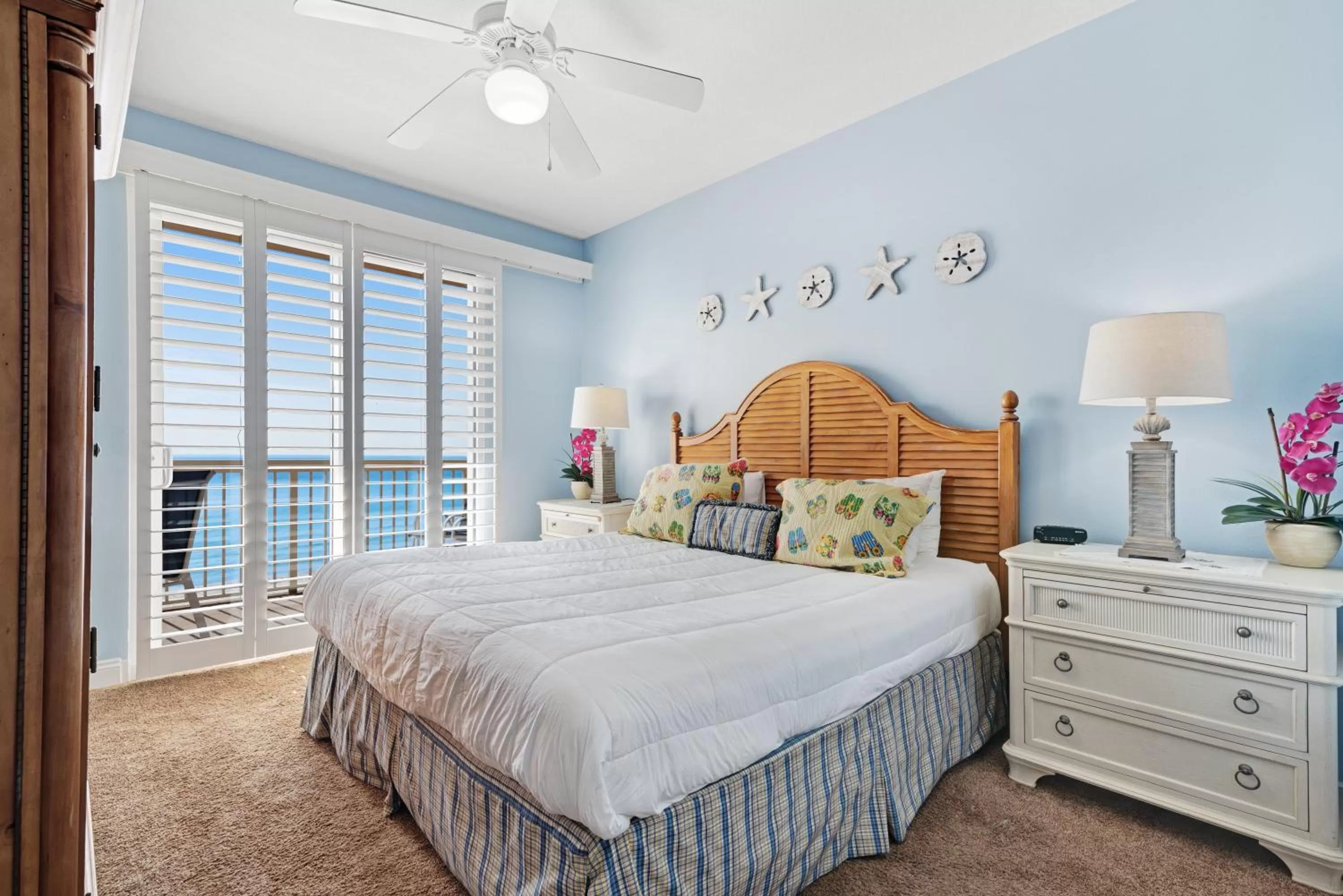 Bed in Calypso Resort