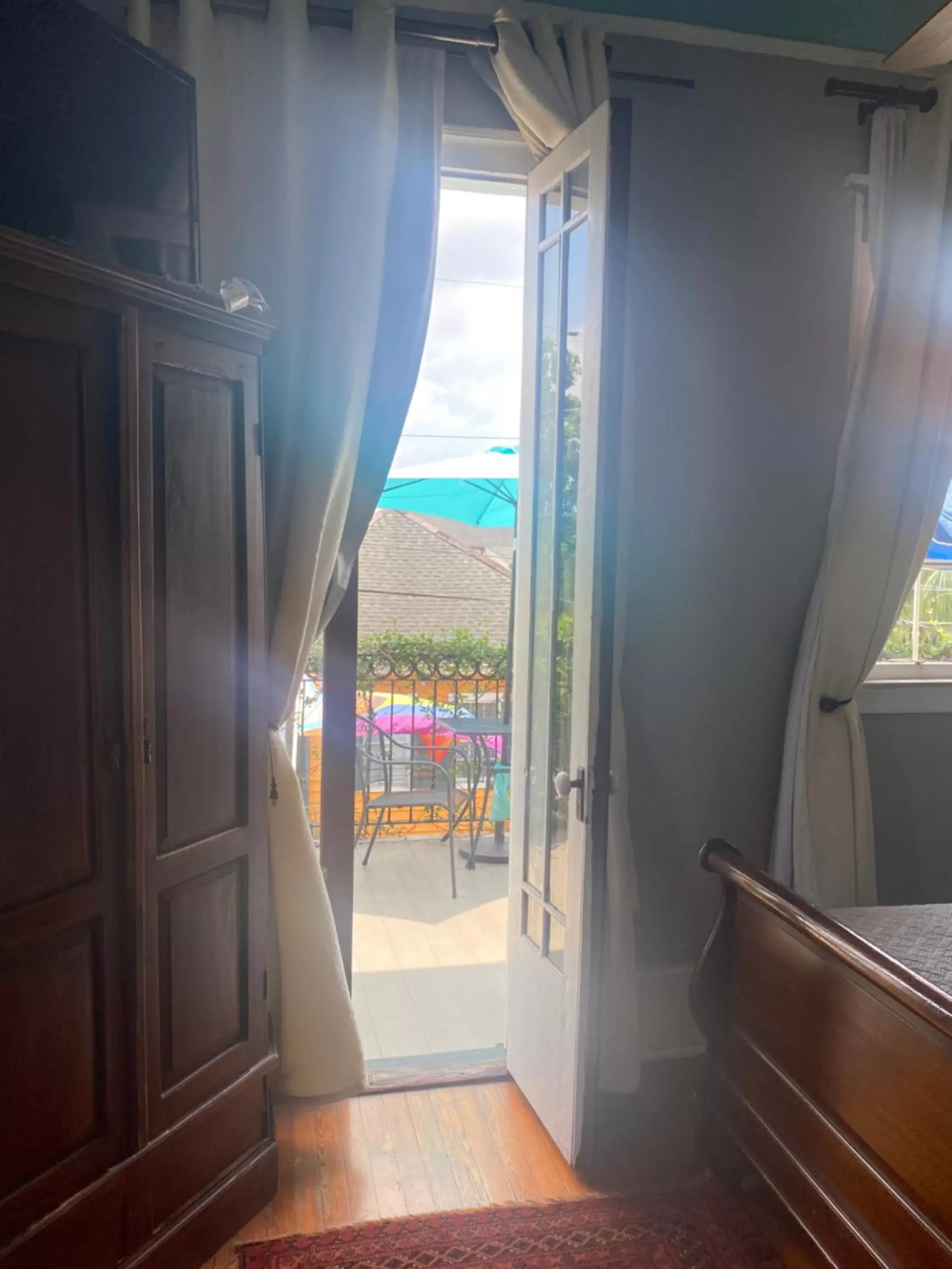 Queen Room with Balcony in Balcony Guest House Queen Room with Balcony in Balcony Guest House