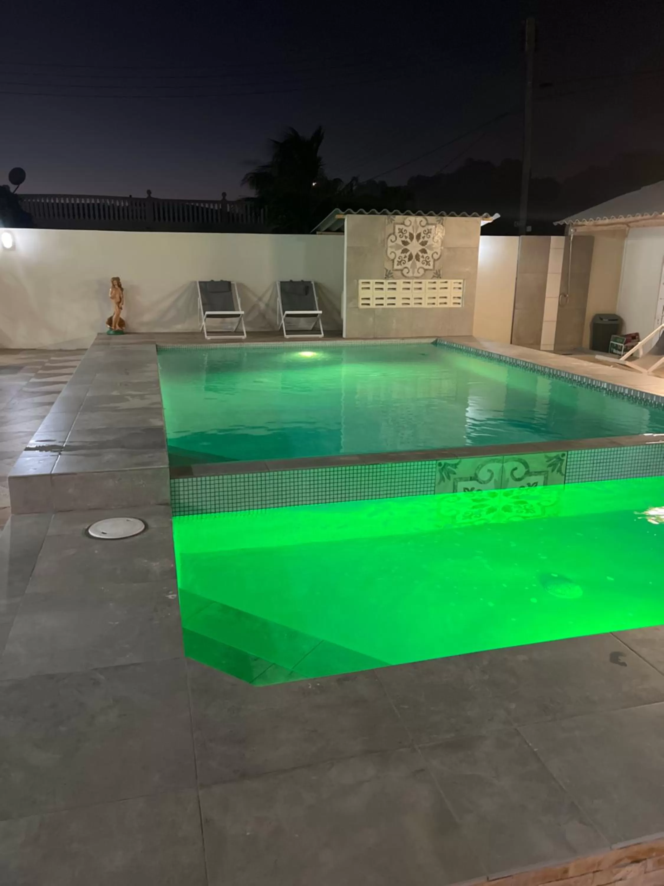 Swimming Pool in Curasita colour Appartments