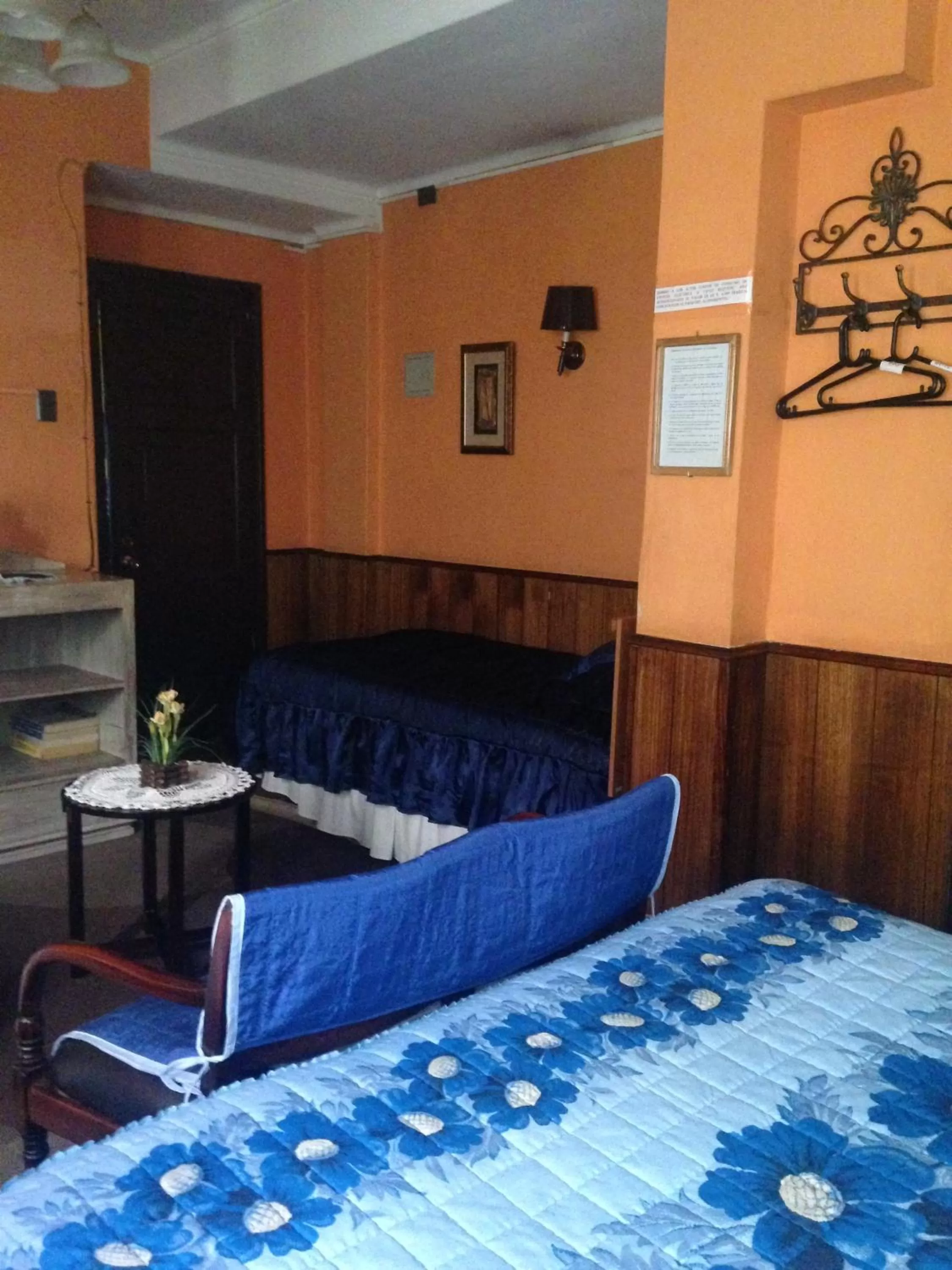 Bedroom, Seating Area in Hotel La Castellana