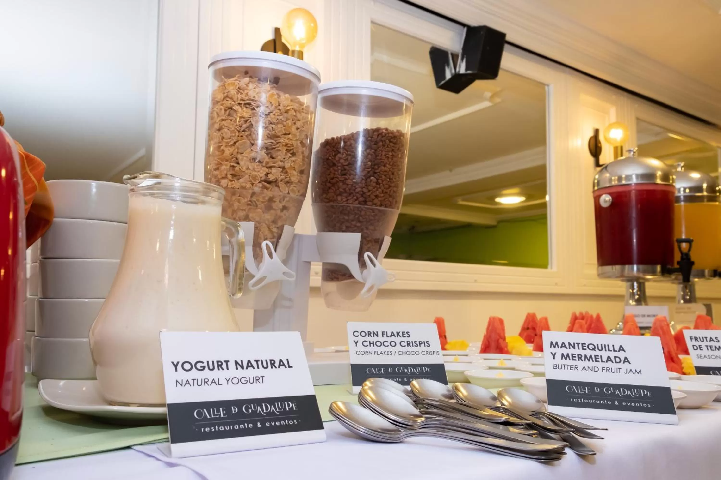 Food in Hotel Virrey Central