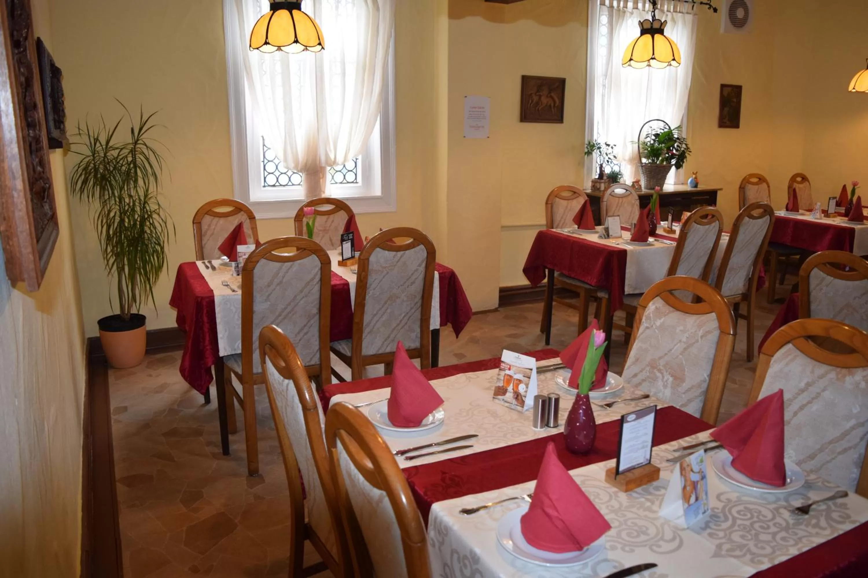 Restaurant/places to eat in Berleburger Hof