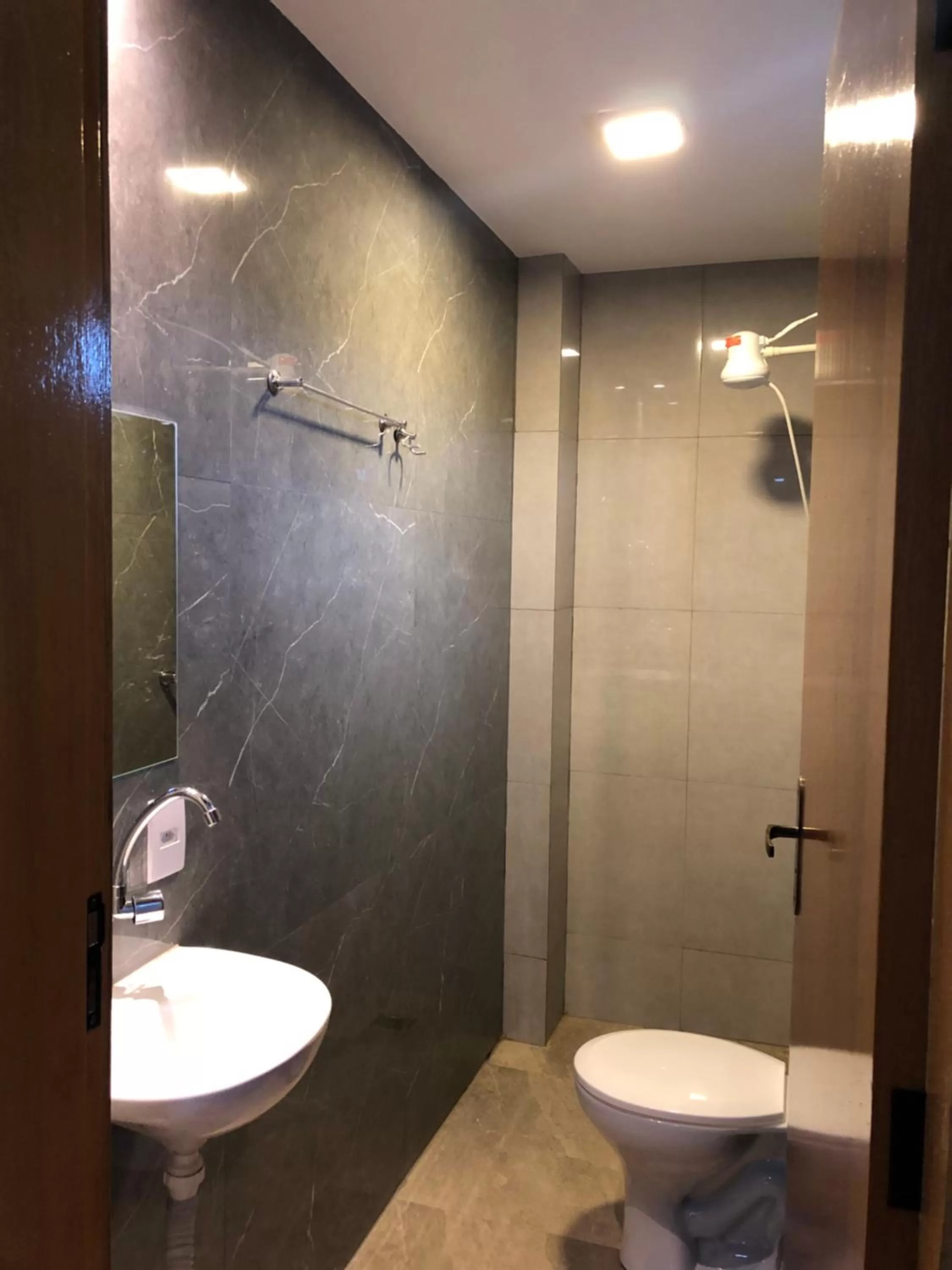 Bathroom in Riacho Hotel