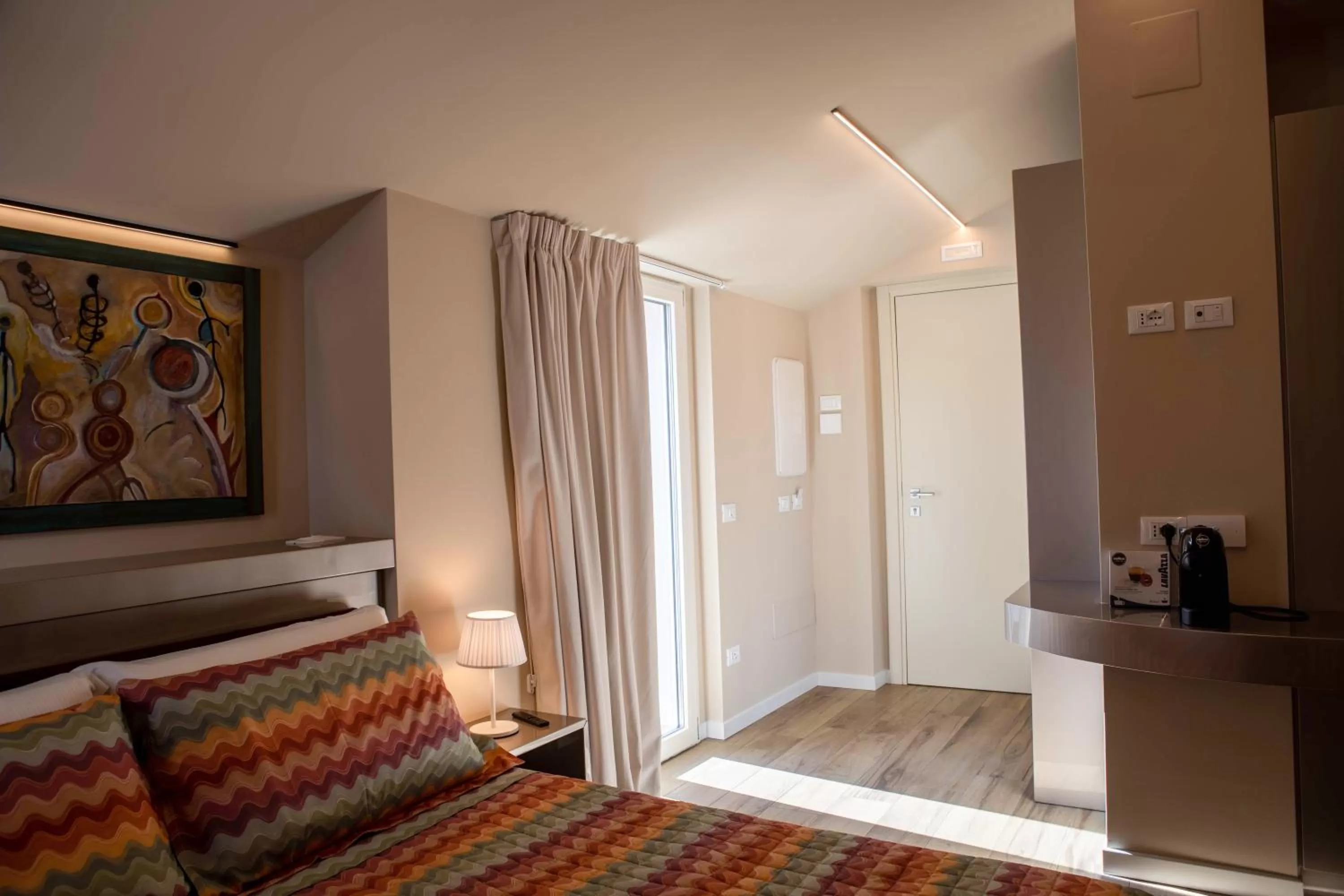 Coffee/tea facilities, Bed in Vespasiani Suites