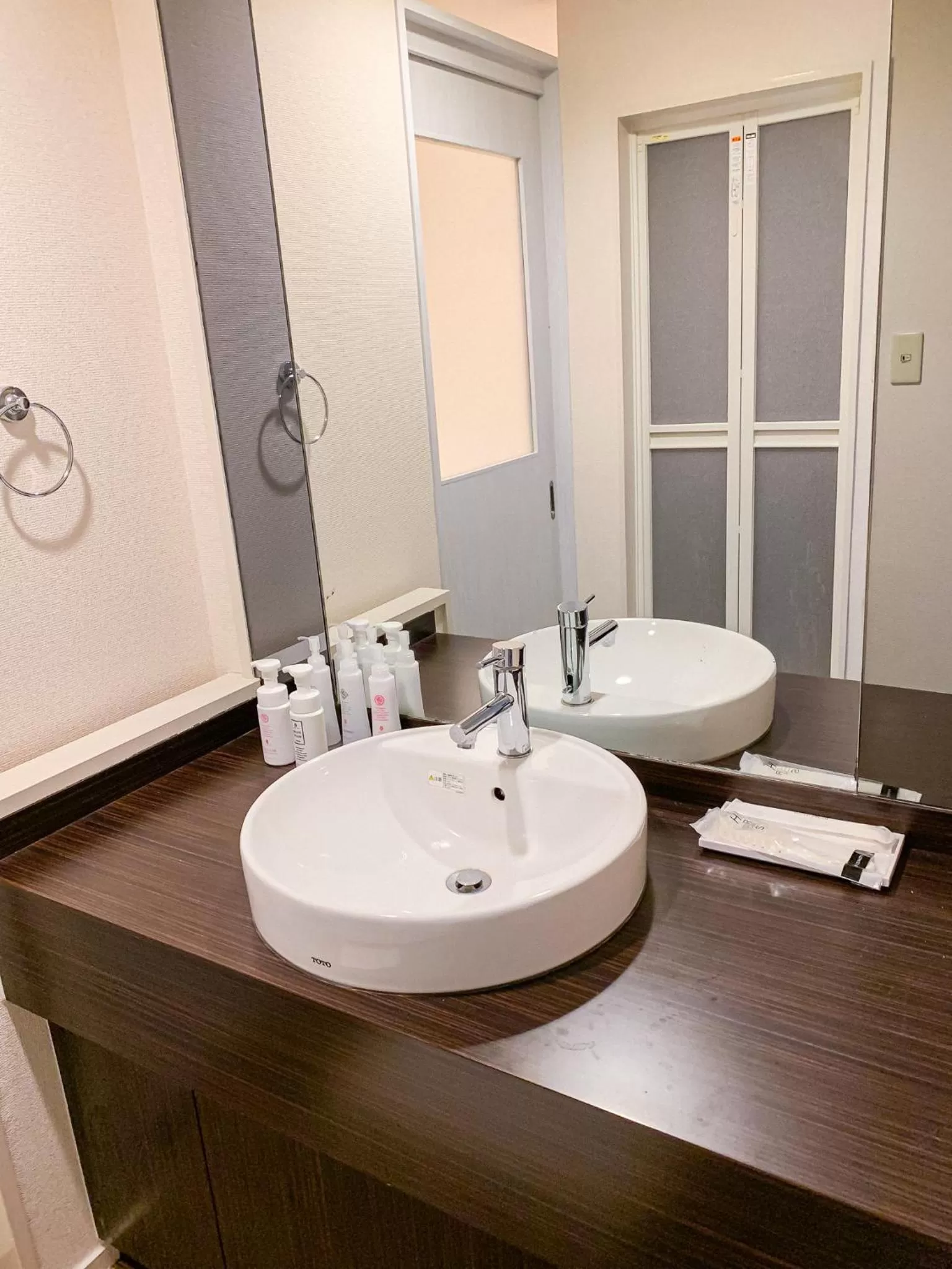 Area and facilities, Bathroom in Hotel TRW
