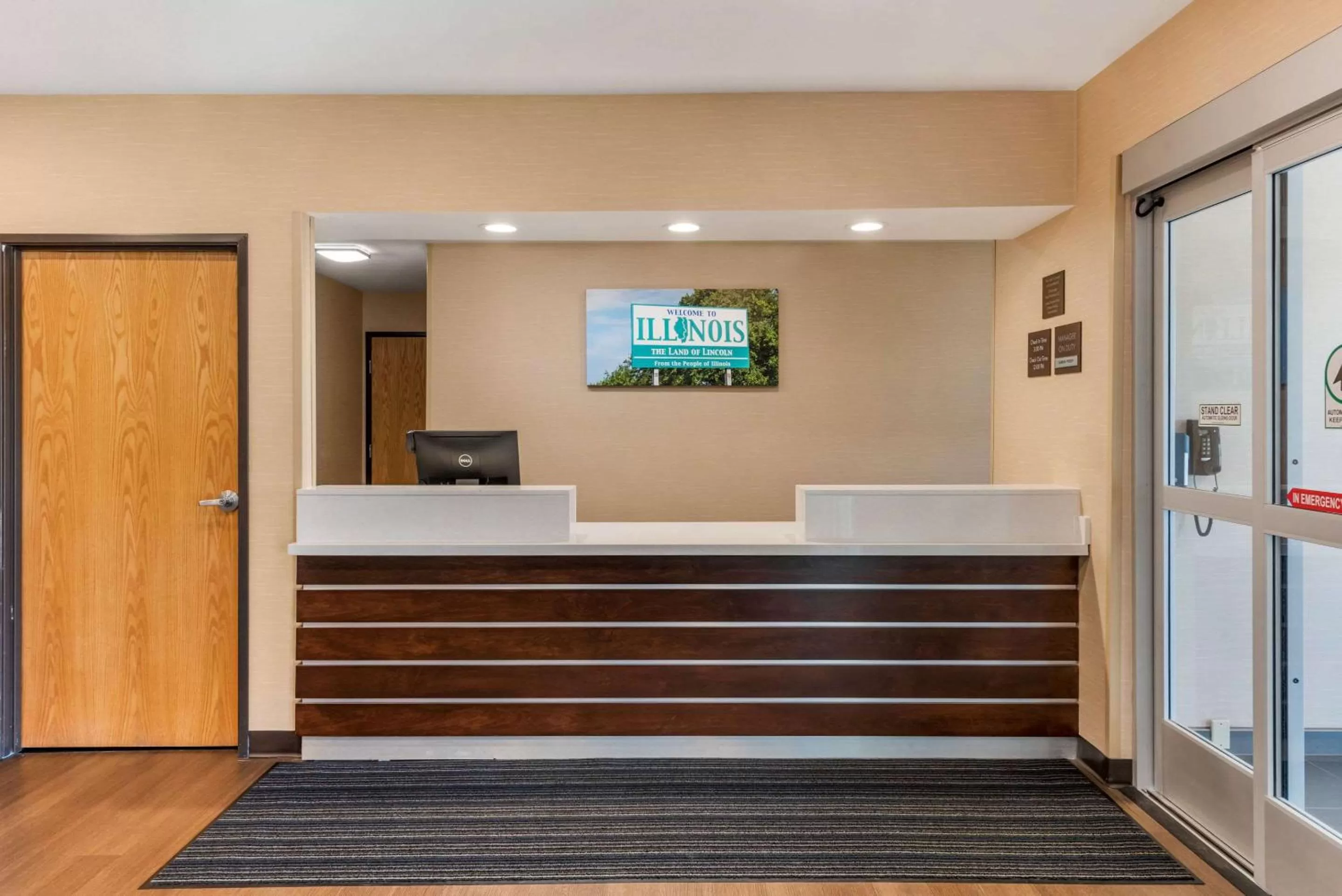 Lobby or reception in Comfort Inn & Suites near Route 66