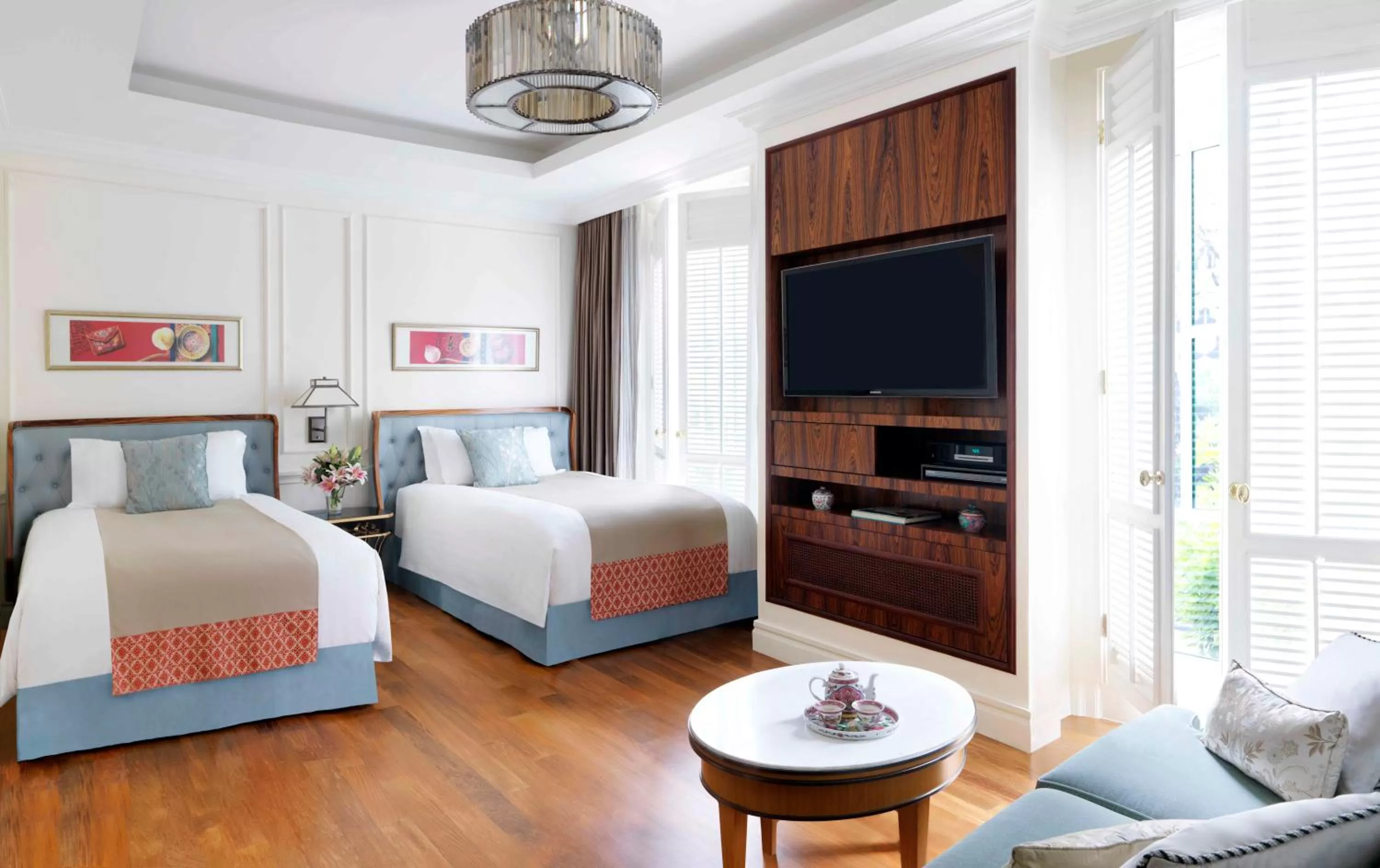 Photo of the whole room in InterContinental Singapore by IHG