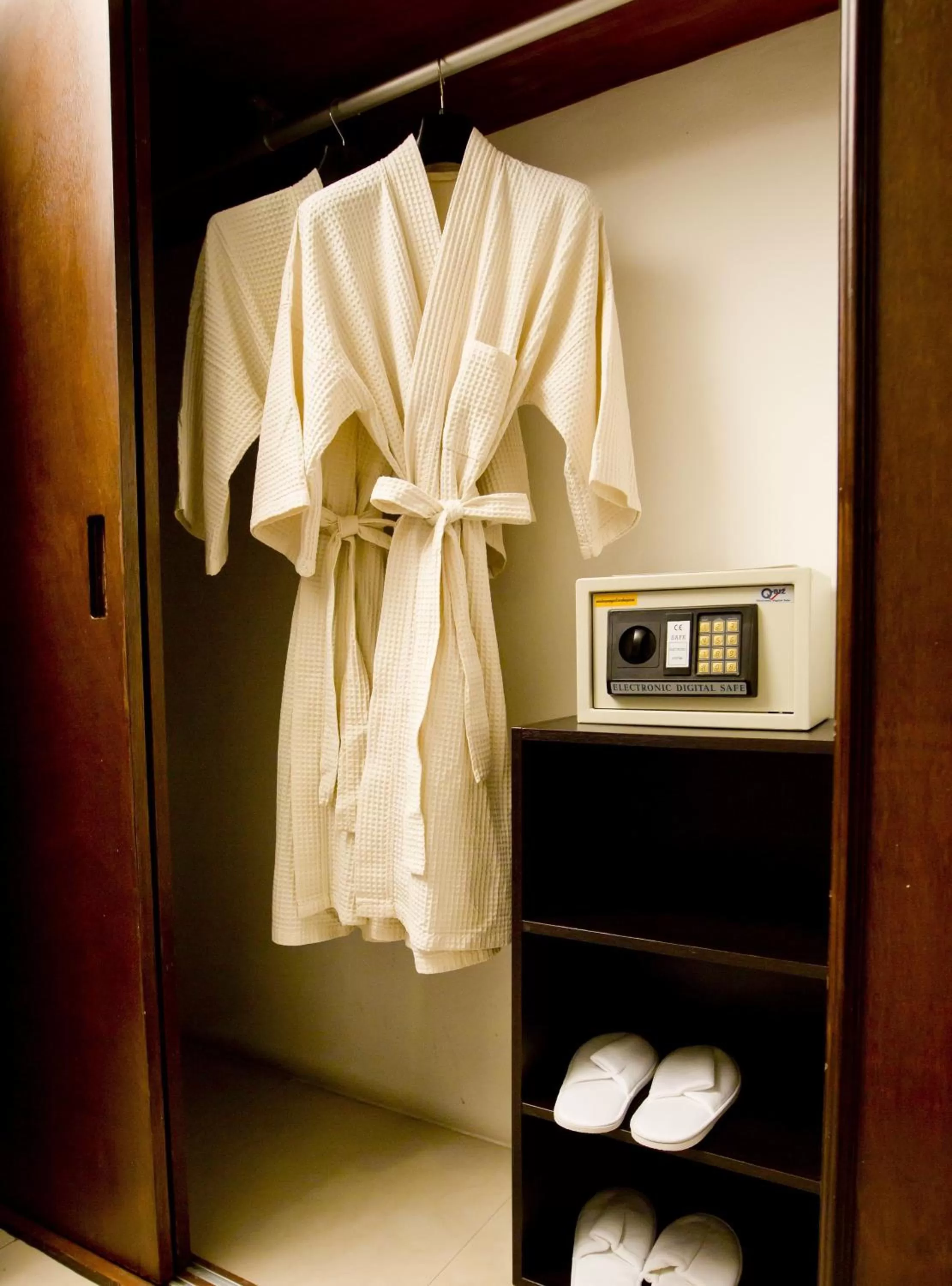 Decorative detail in Sinsuvarn Airport Suite Hotel