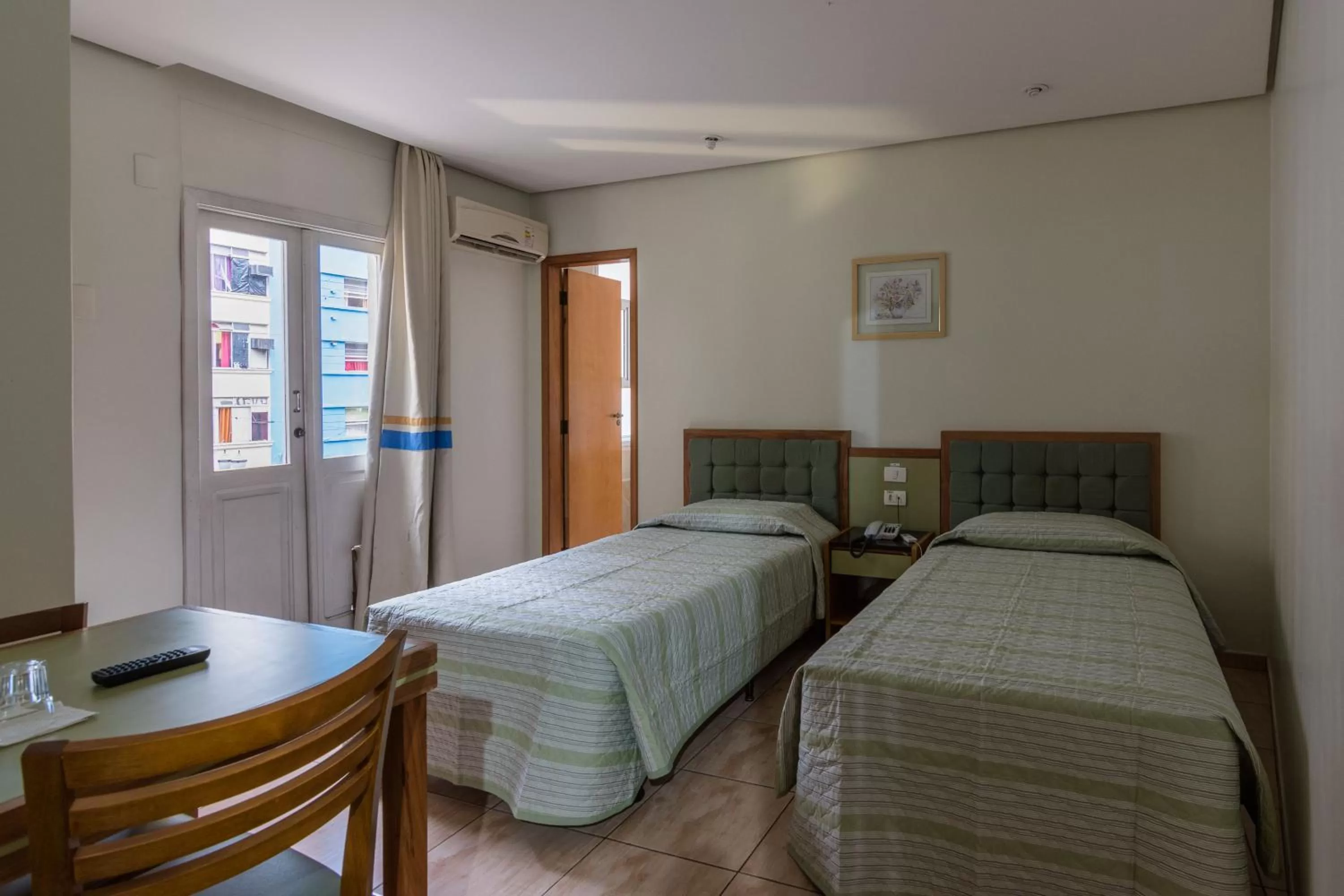 Bedroom, Bed in Cinelandia Hotel