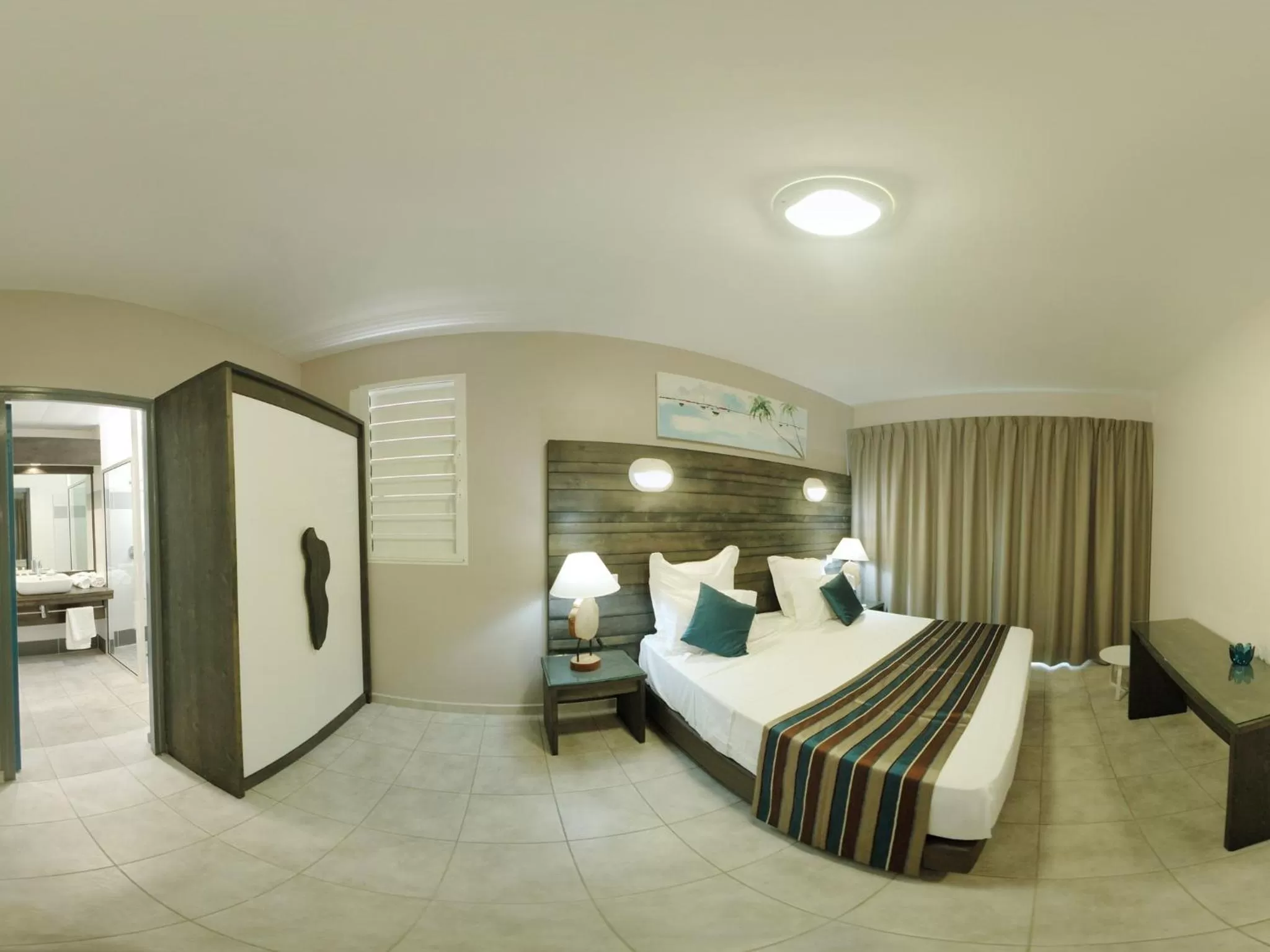 Classic Double Room with Sea View in Hôtel Bois Joli