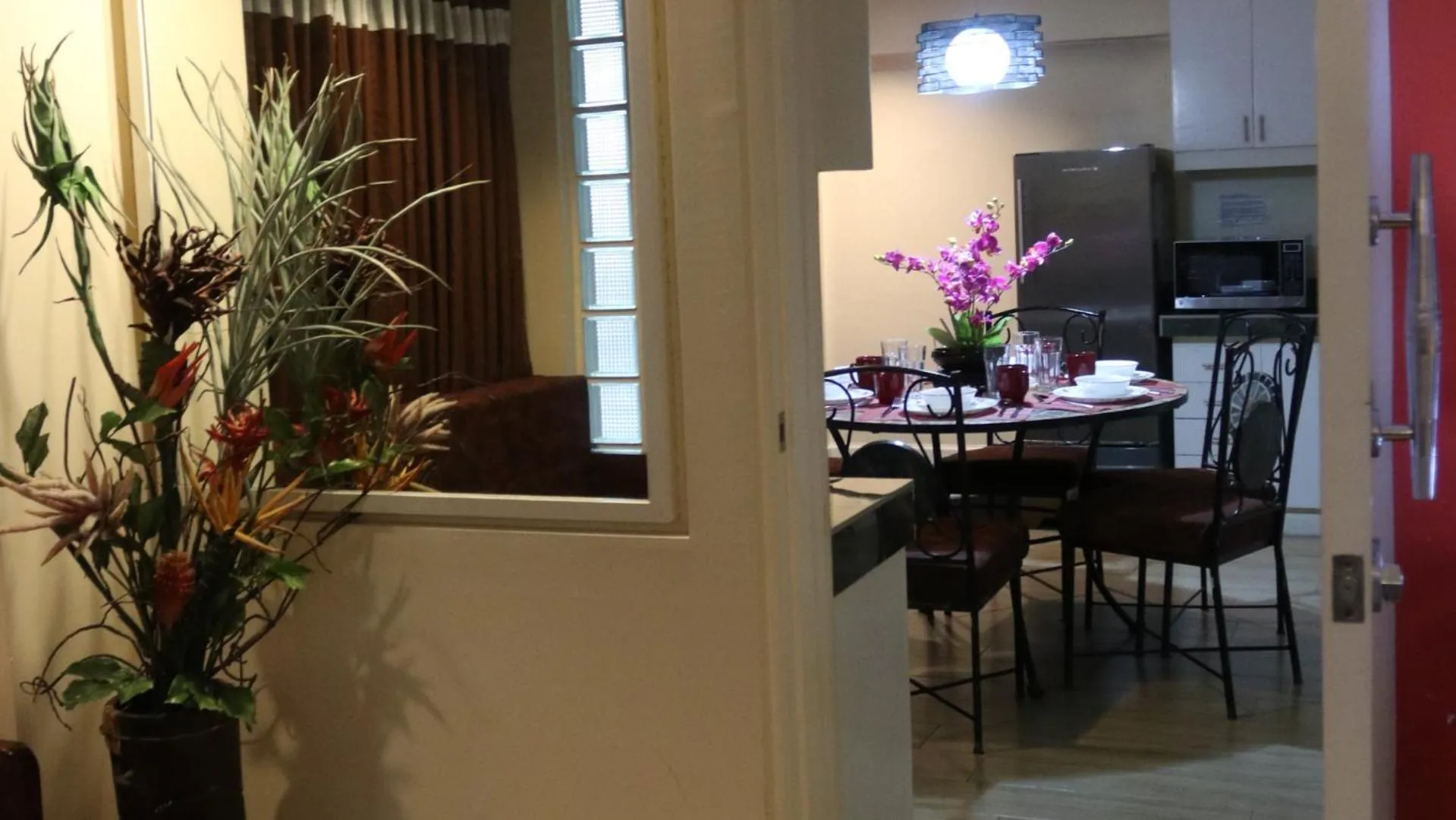 Dining area in 1775 Adriatico Suites