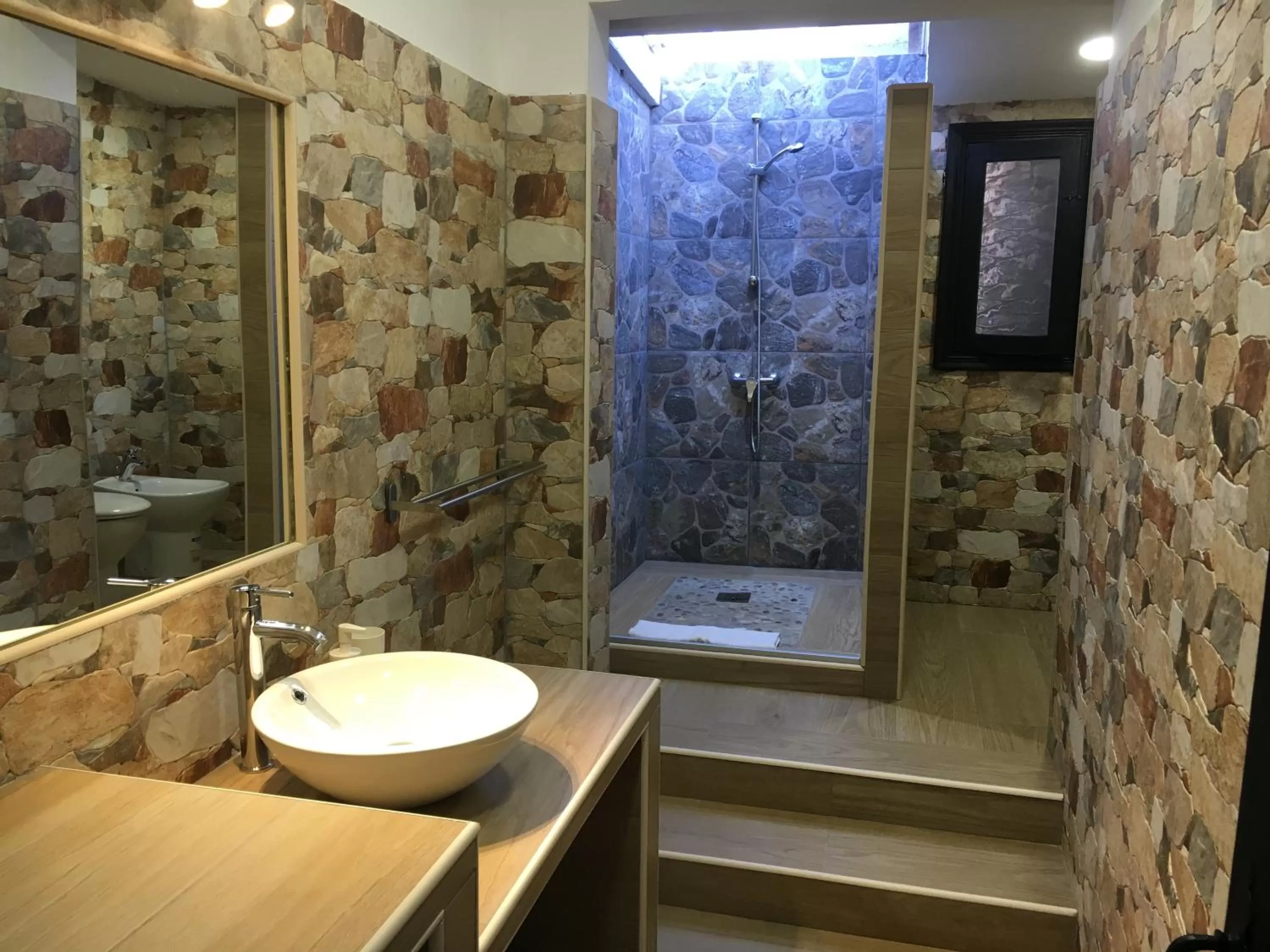 Bathroom in Paraiso villas
