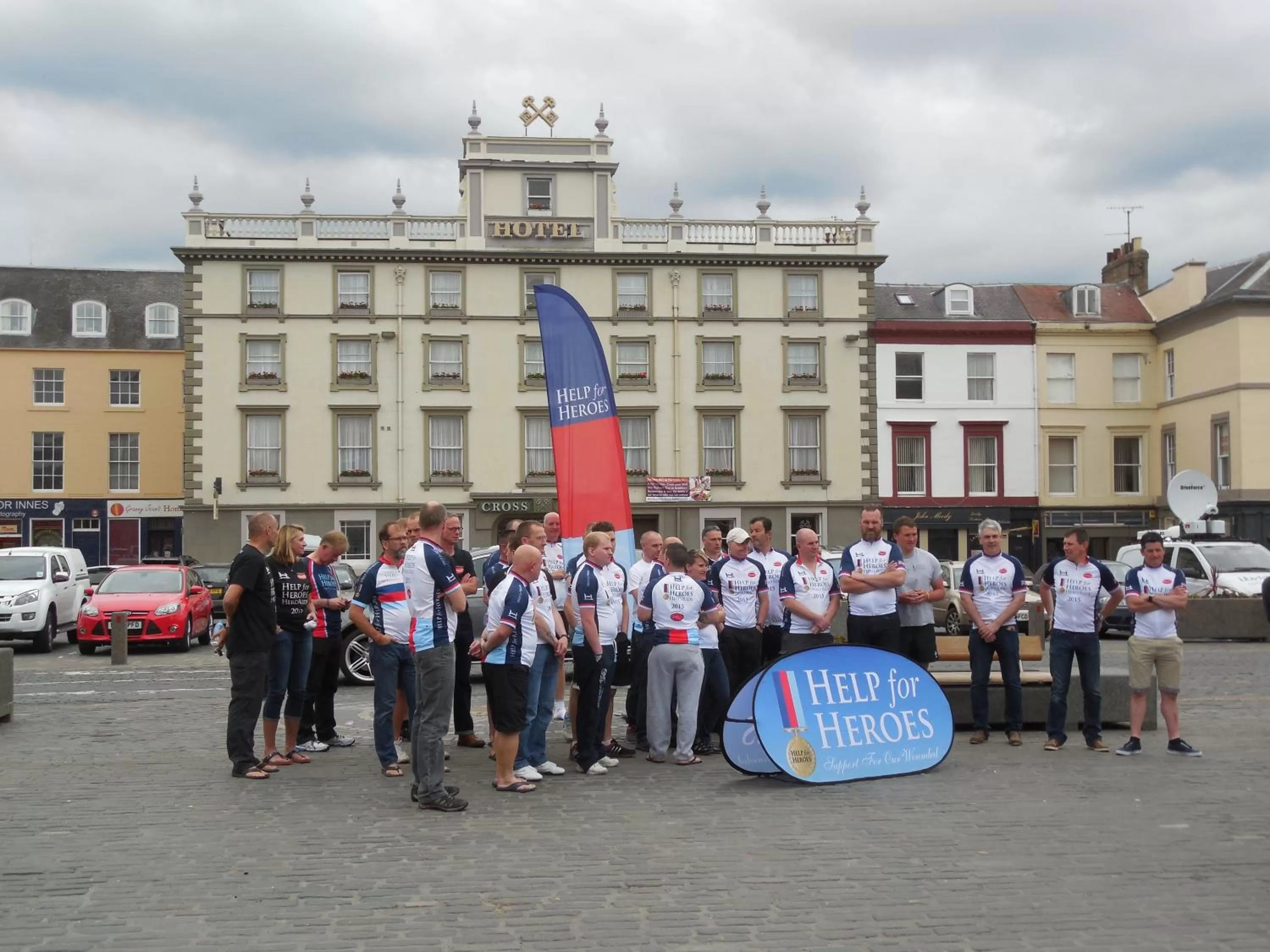 Facade/entrance in Cross Keys Hotel, Kelso