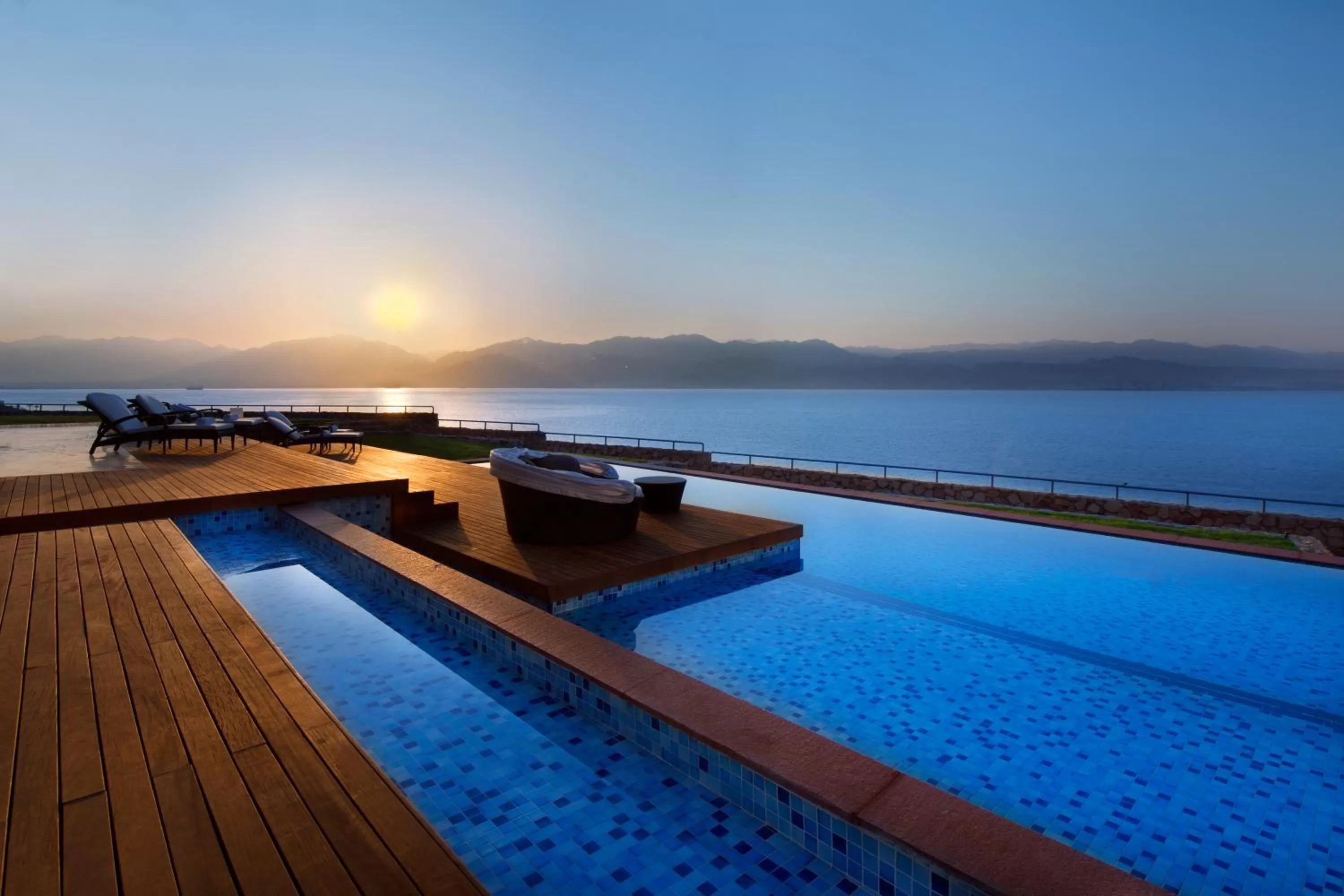 Sunset in Herbert Samuel Royal Shangri-La Eilat