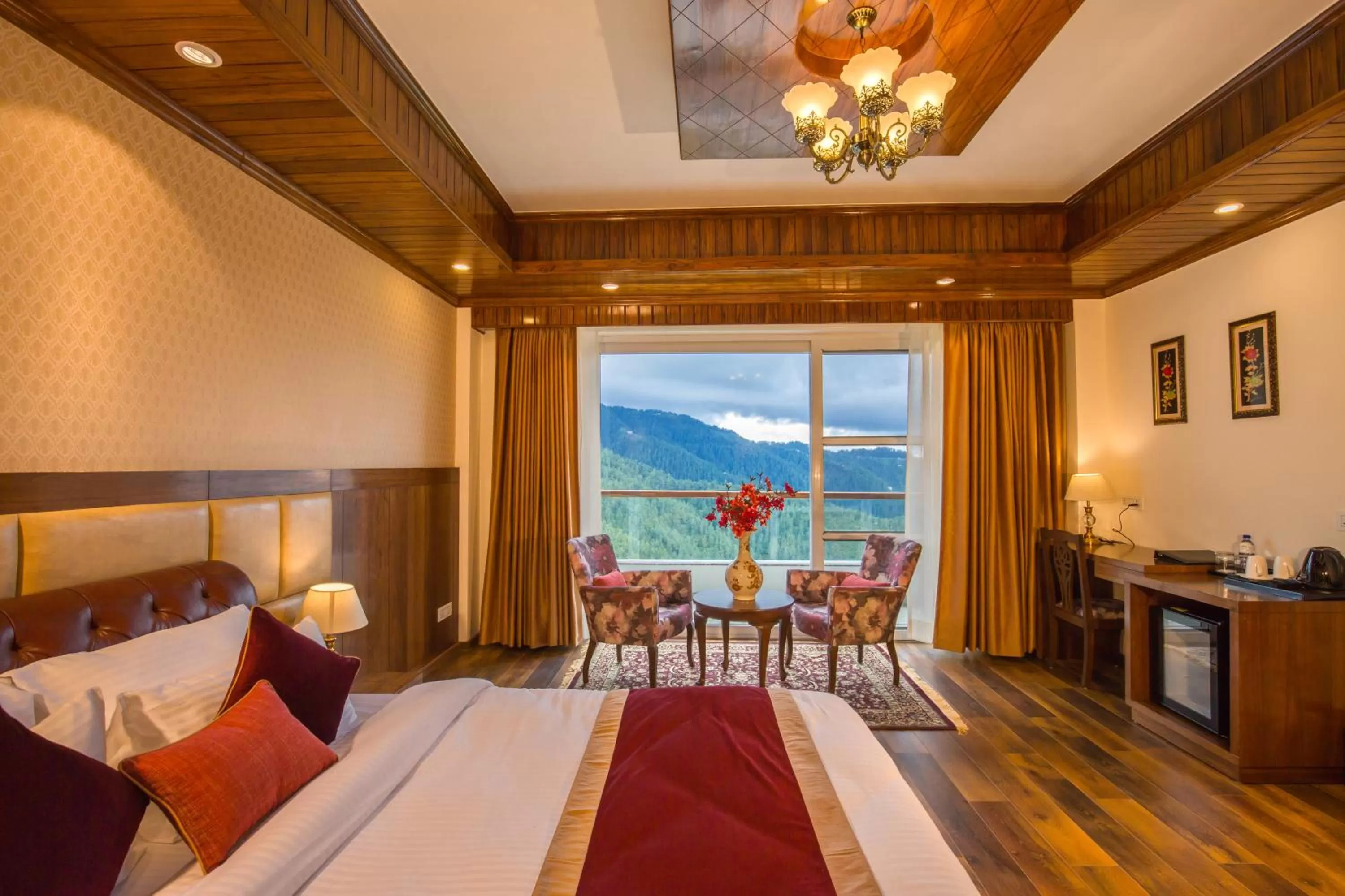 Photo of the whole room, Bed in The Retreat Mashobra, Shimla