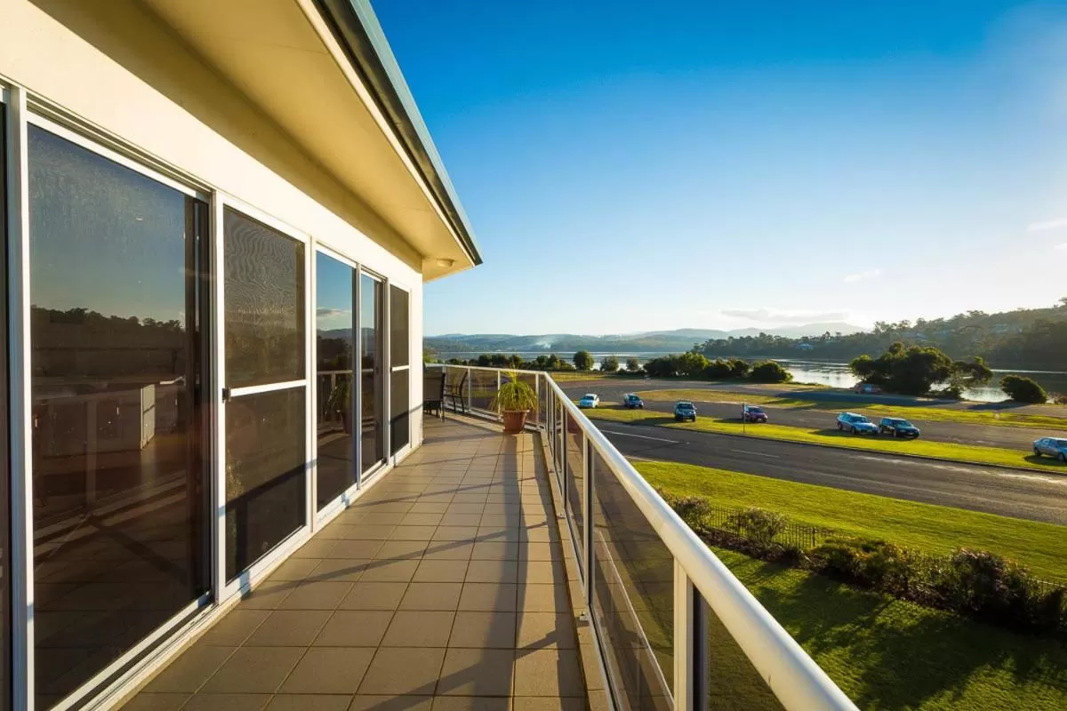 Day in Waterview Luxury Apartments