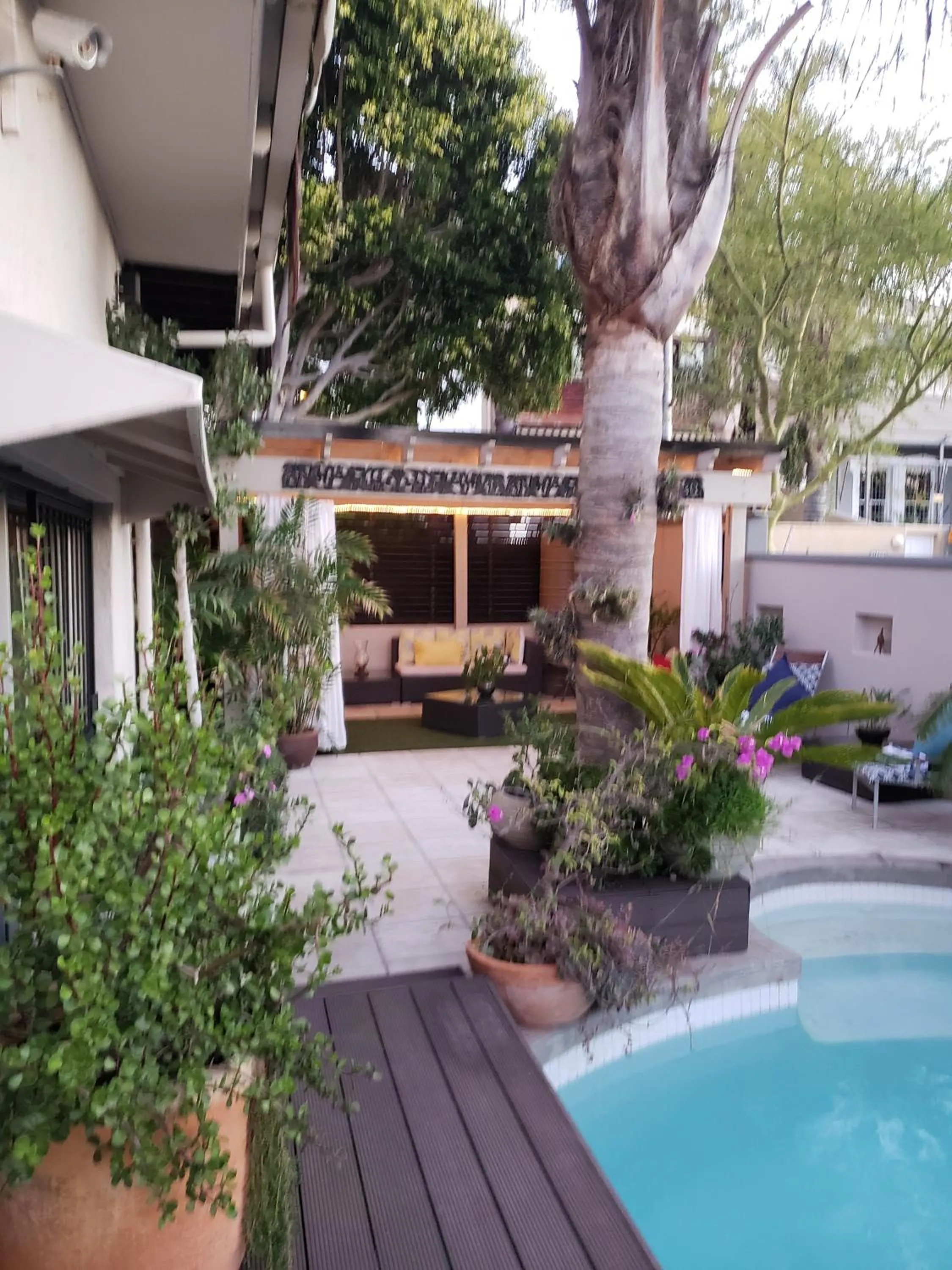 Patio in Point B Guest House -Sustainable Solar Energy