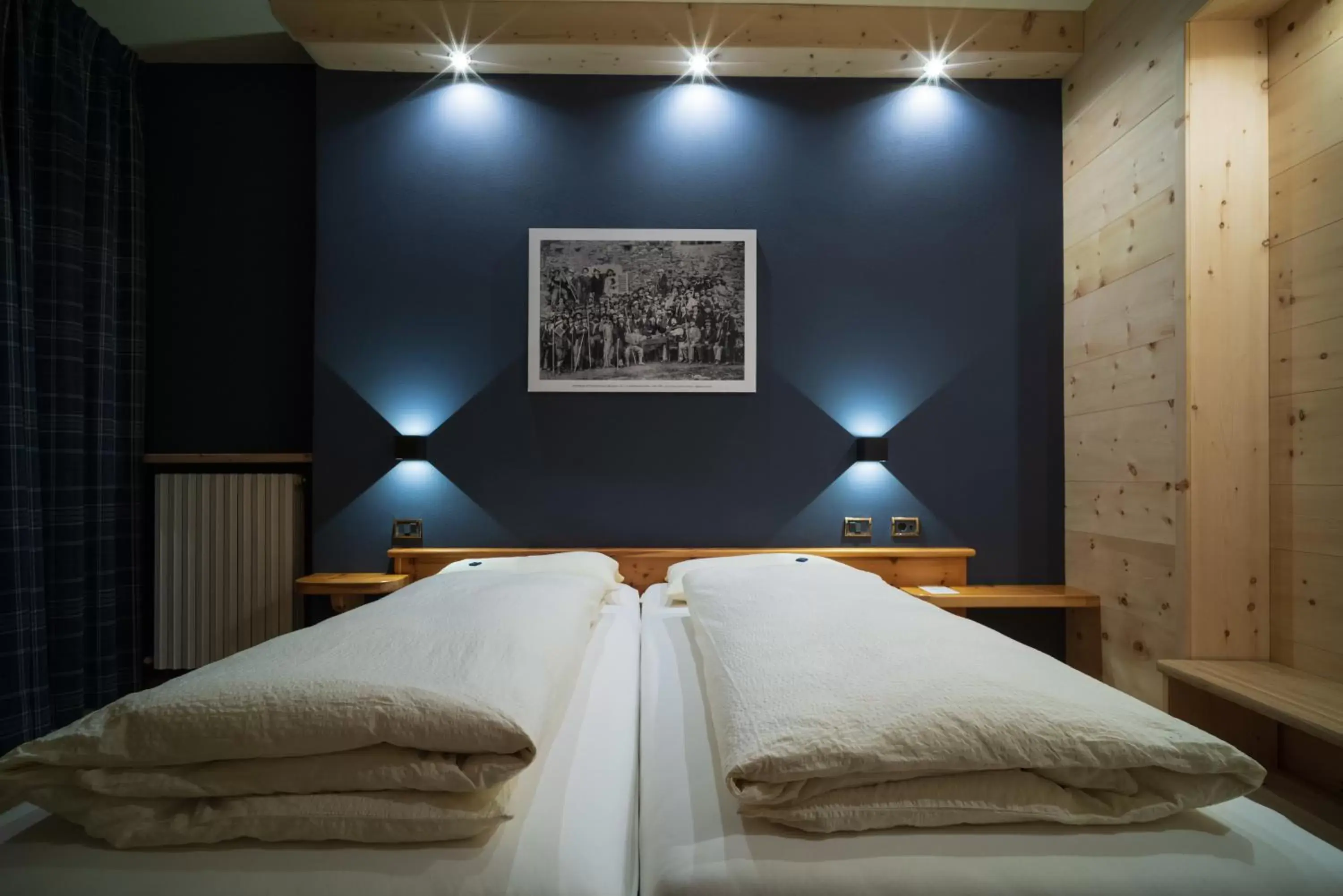 Twin Room with Balcony in Meublè Garnì Della Contea Twin Room with Balcony in Meublè Garnì Della Contea