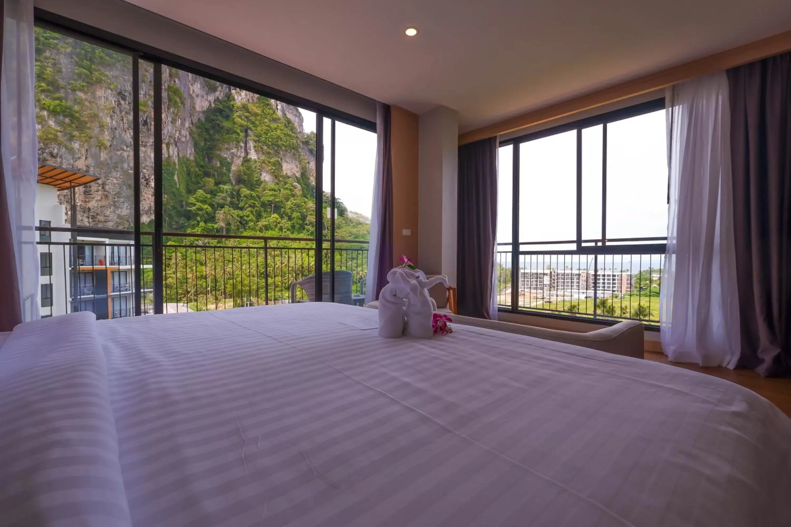 Deluxe Corner Sea View in Sea Seeker Krabi Resort Deluxe Corner Sea View in Sea Seeker Krabi Resort