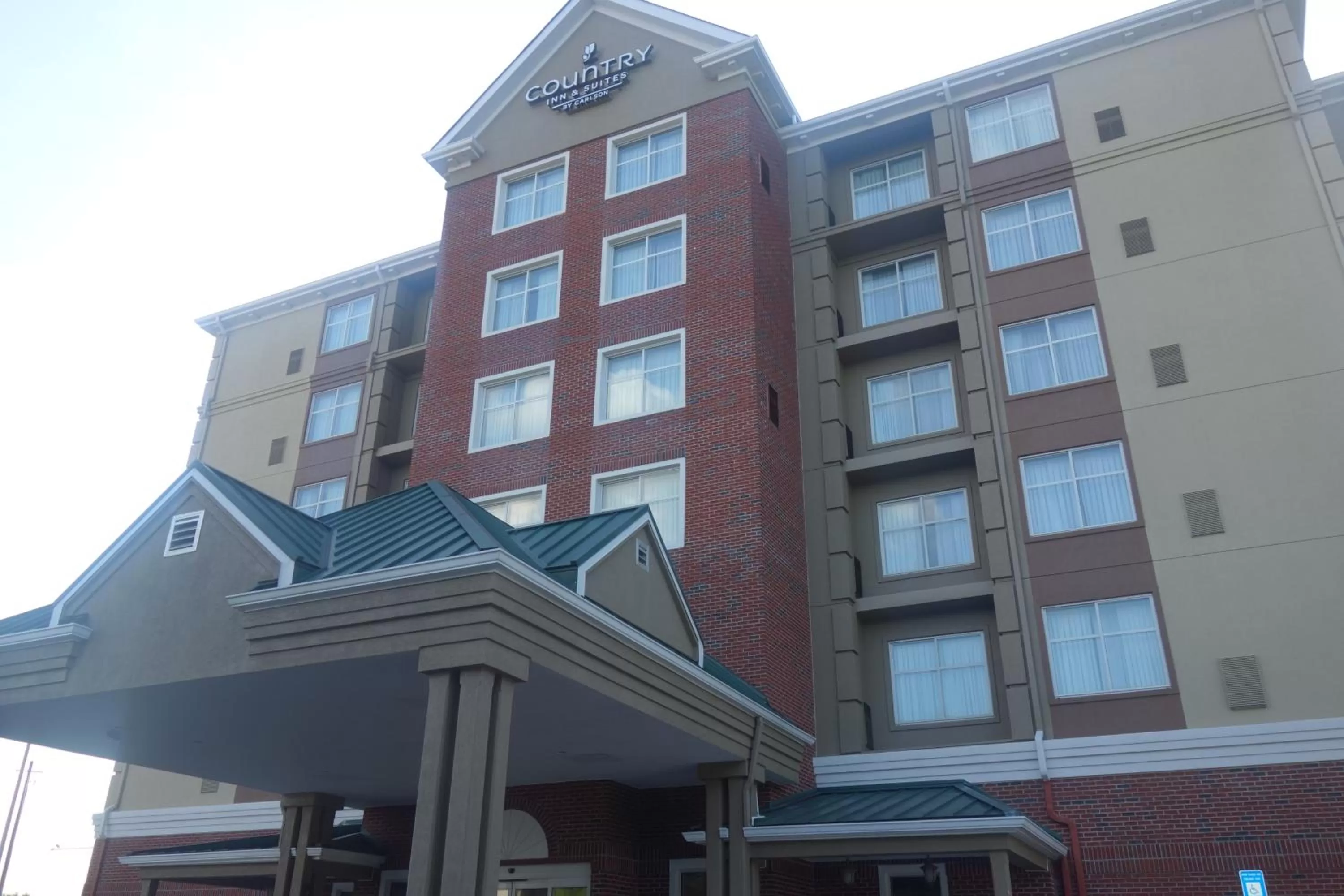 Property building in Country Inn & Suites by Radisson, Conyers, GA